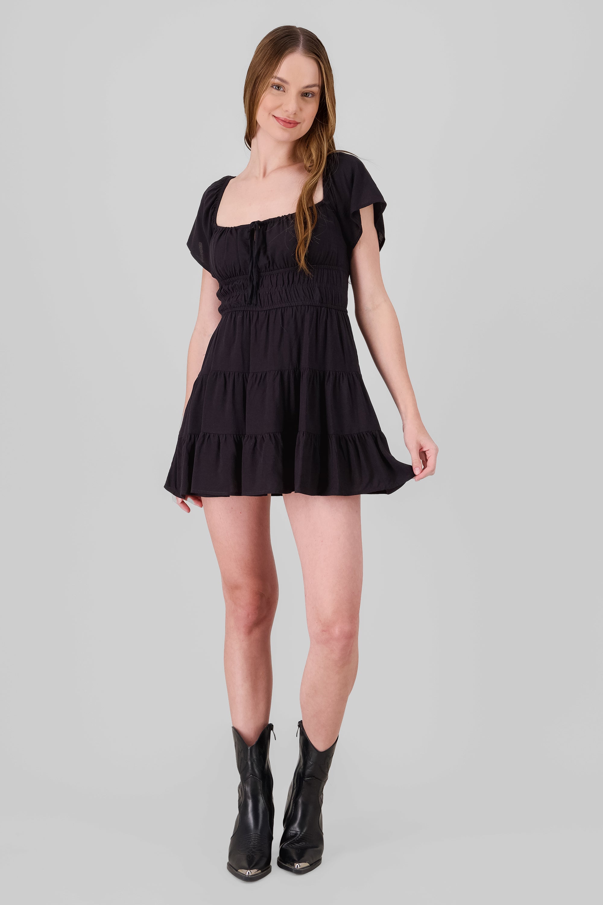 Vestido manga corta con detalle short interno NEGRO