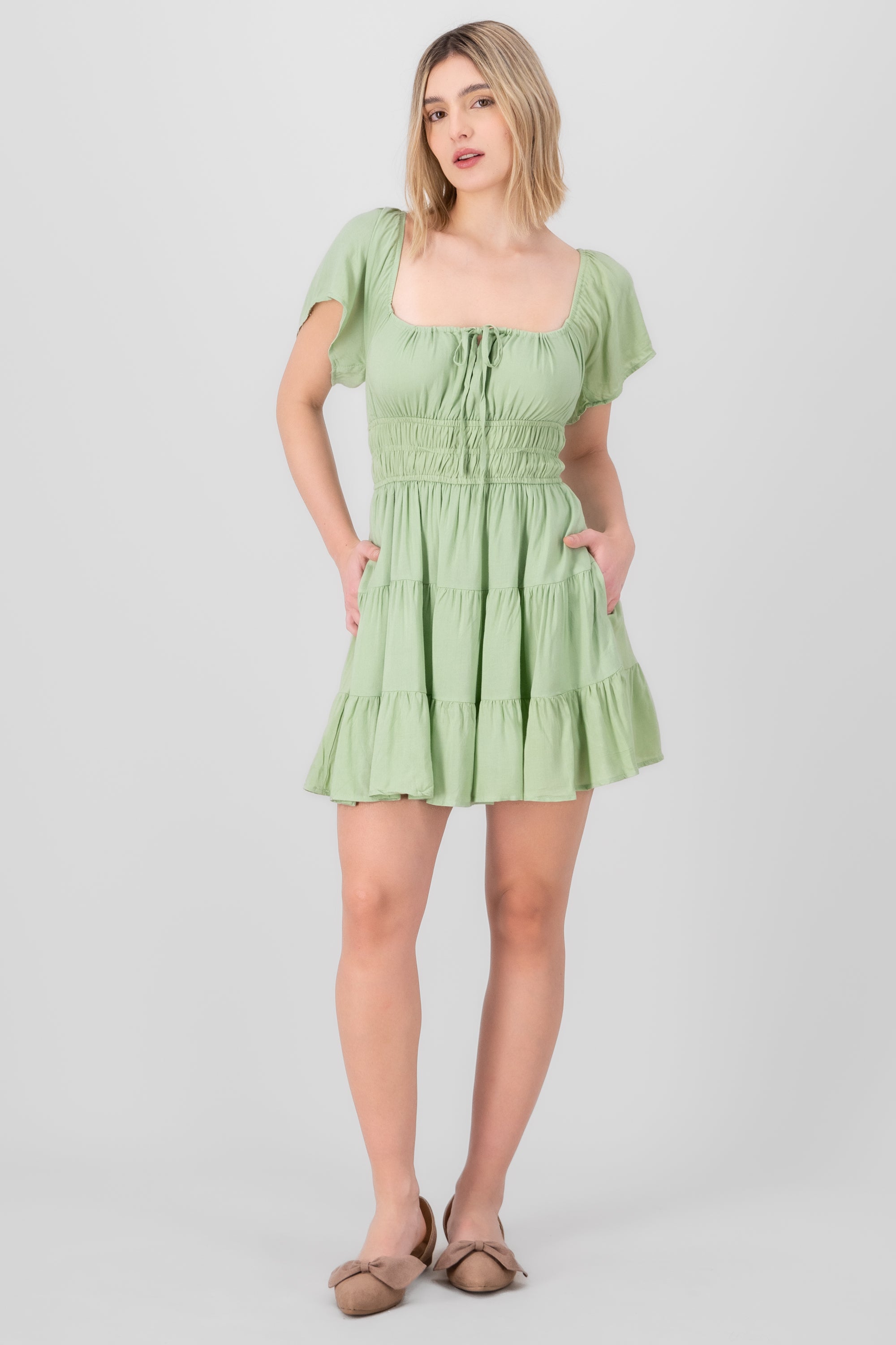 LIGHT GREEN