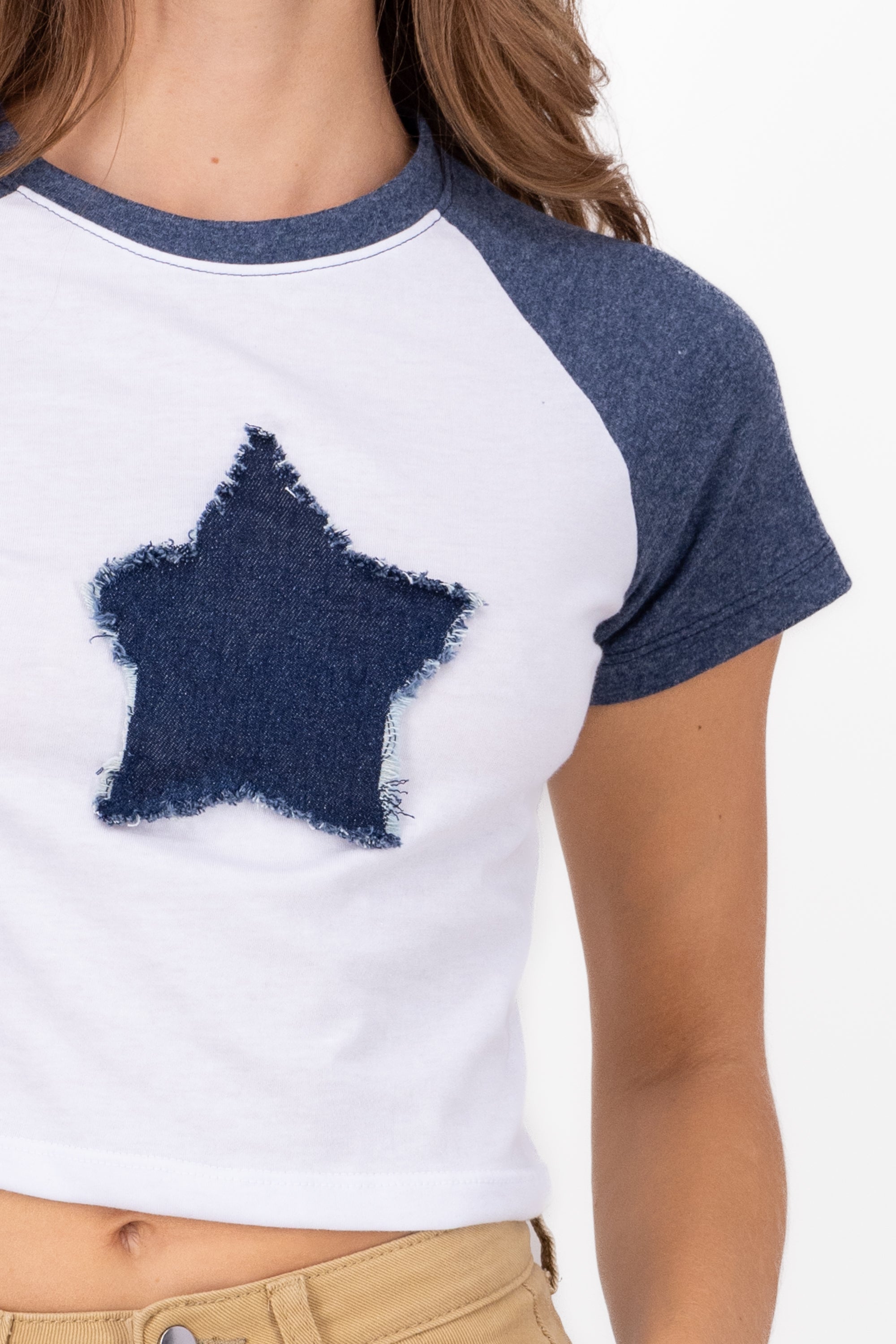 Playera crop parche estrella INDIGO