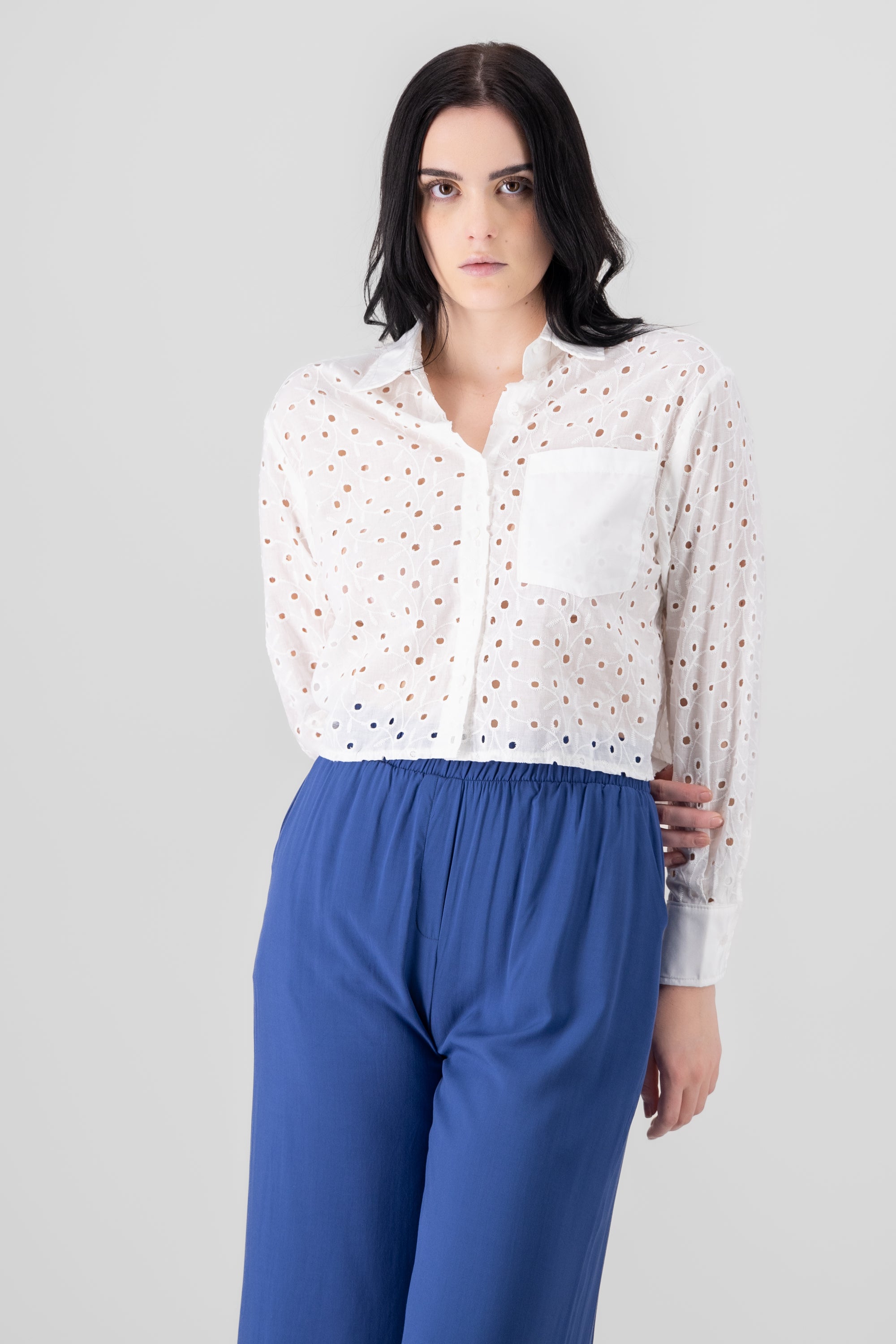 Camisa crop eyeled BLANCO