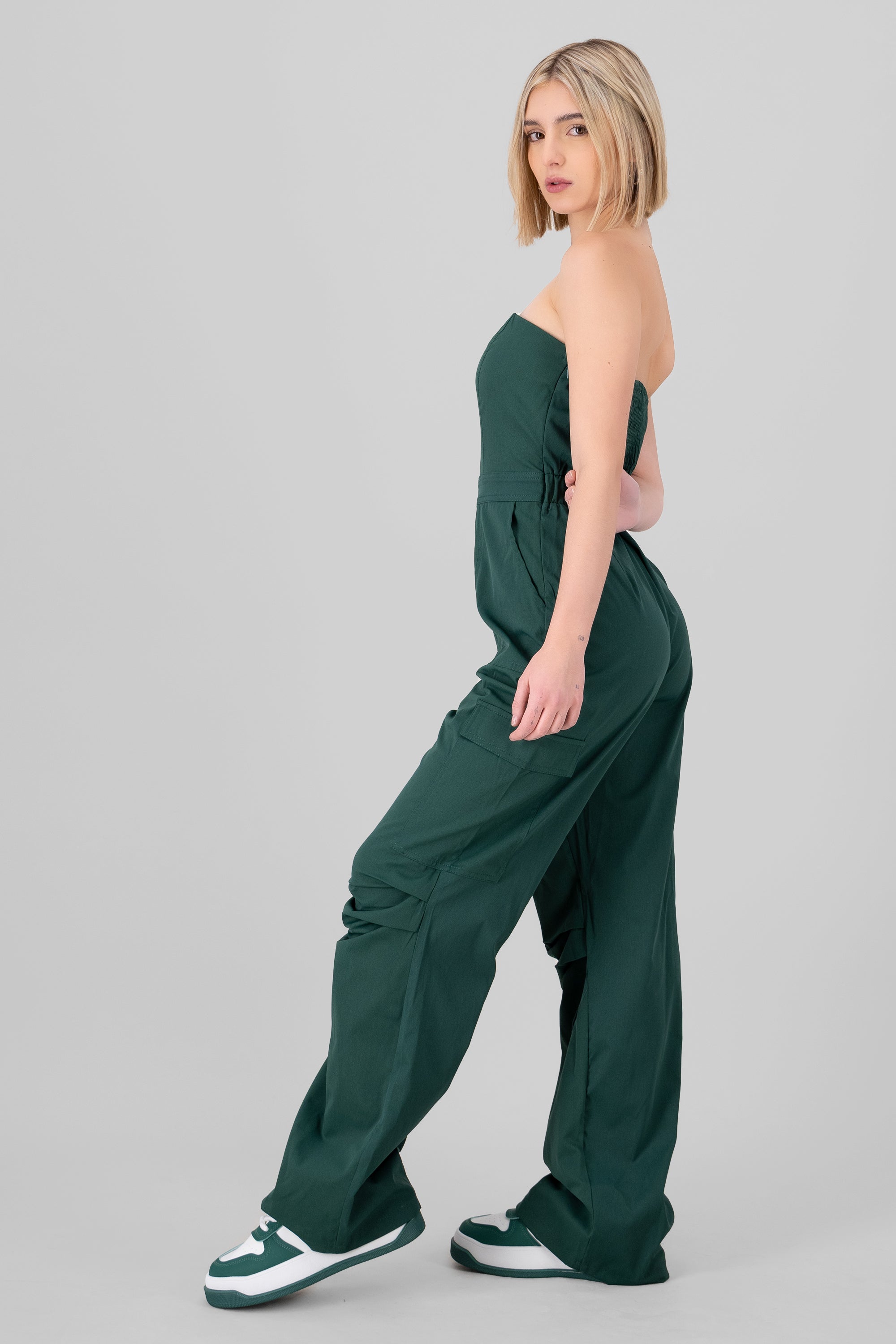 JUMPSUIT STRAPLESS CARGO VERDE CAZADOR