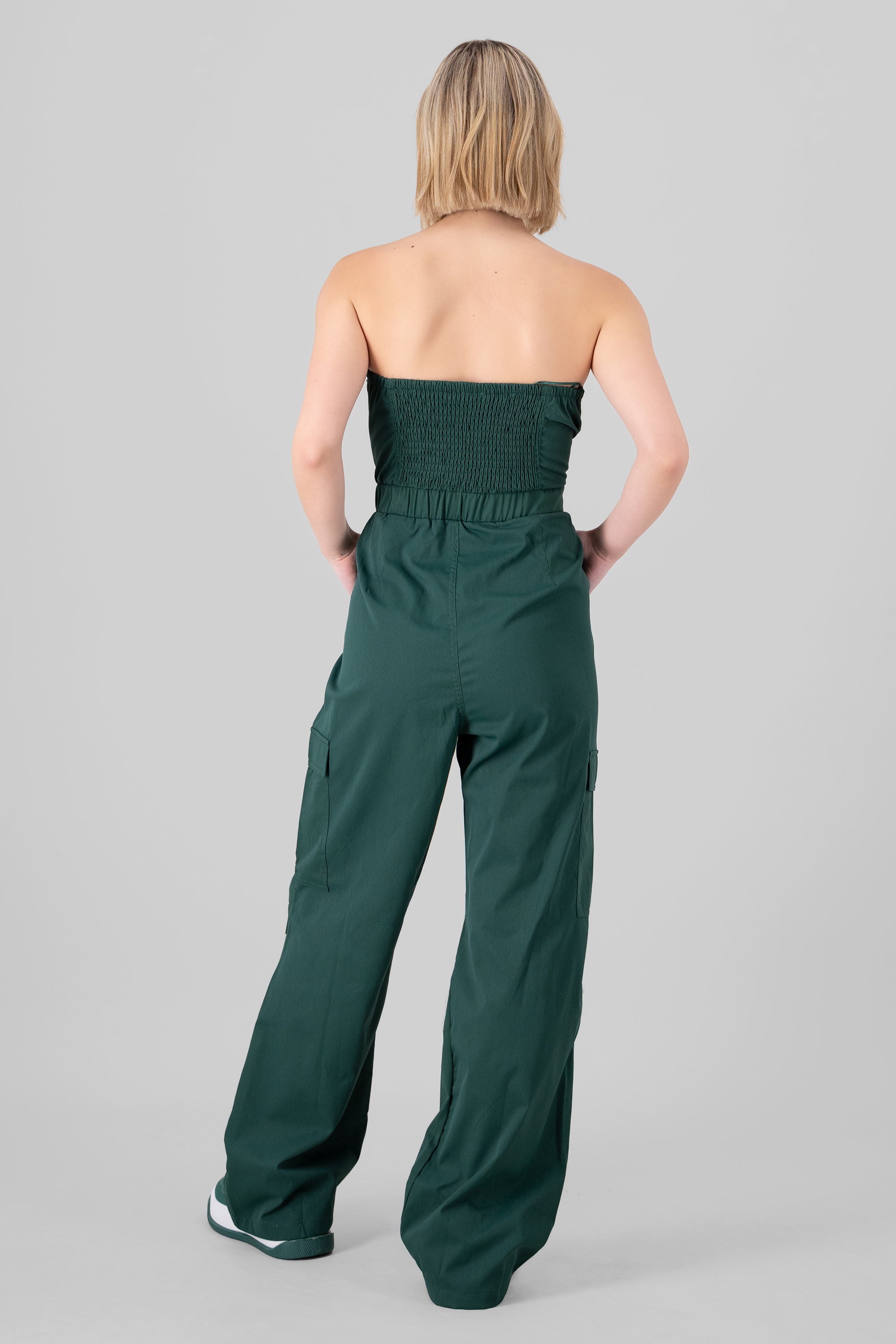 JUMPSUIT STRAPLESS CARGO VERDE CAZADOR