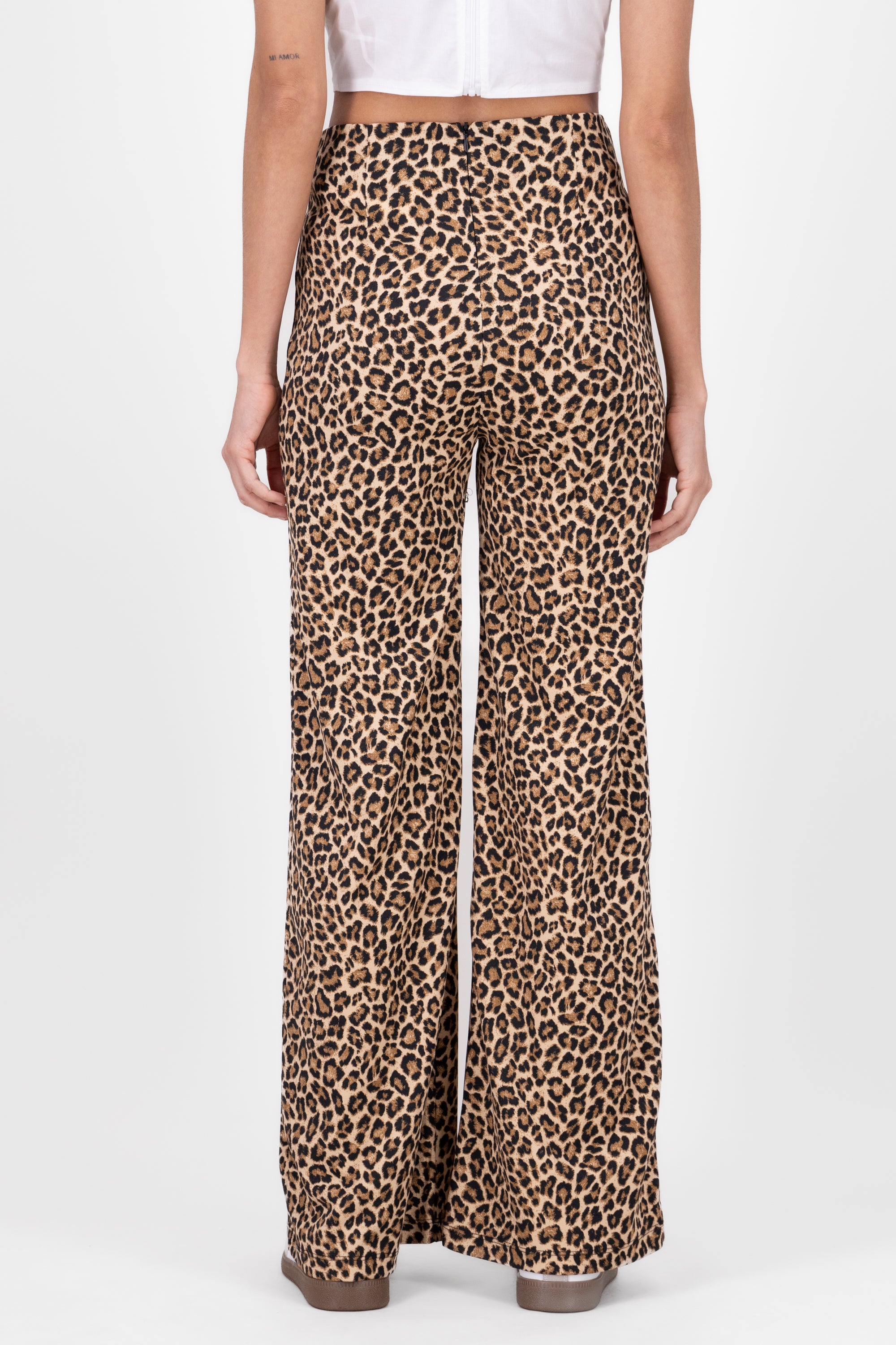 Pantalon wide le estampado animal print CAFE COMBO