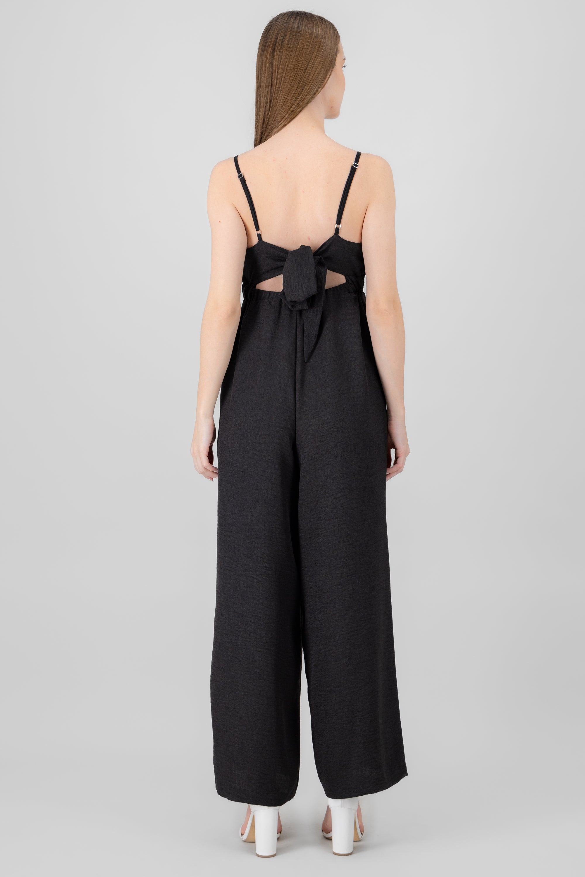 Jumpsuit escote v cruzado tirantes NEGRO