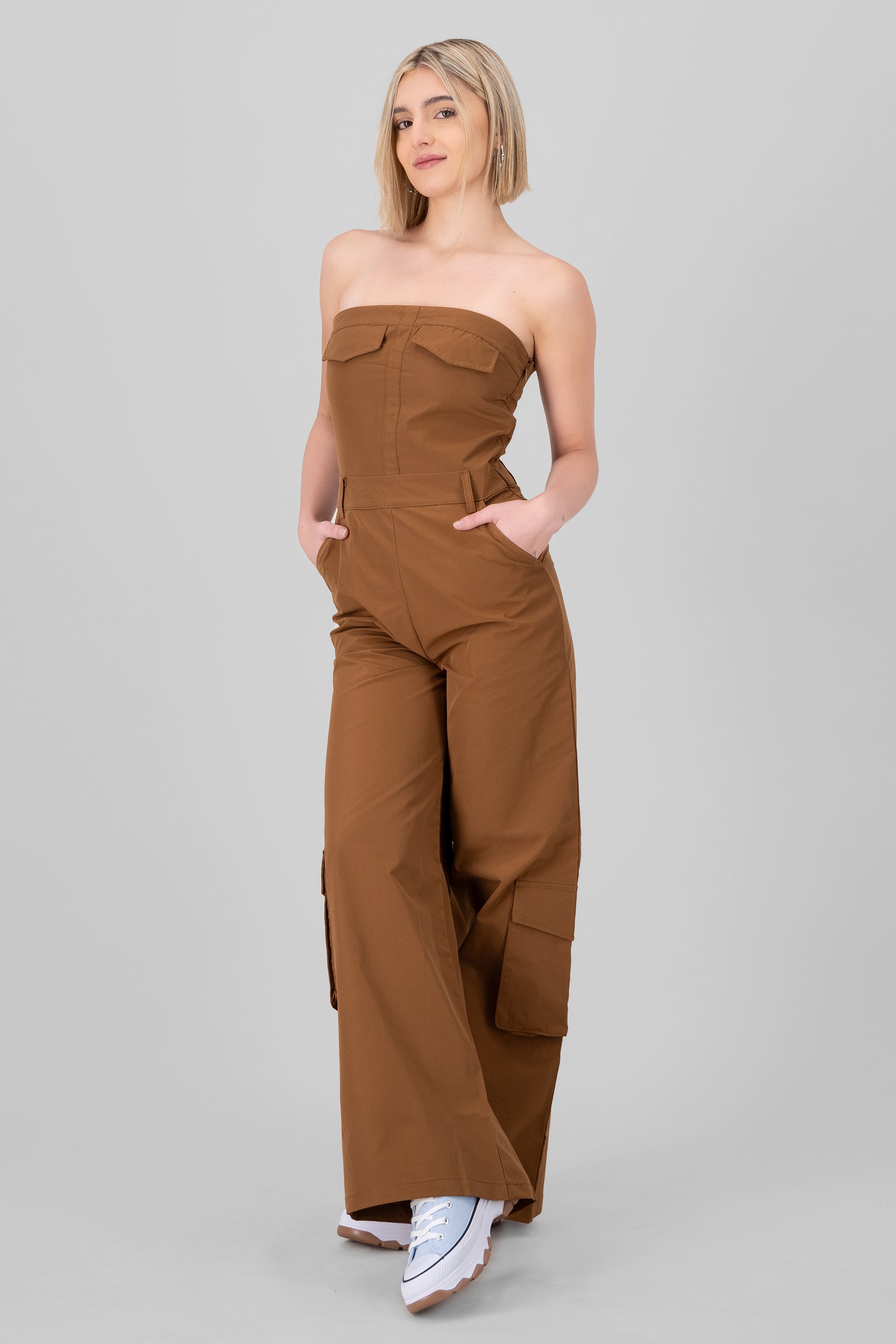 Jumpsuit liso cargo CAMELLO