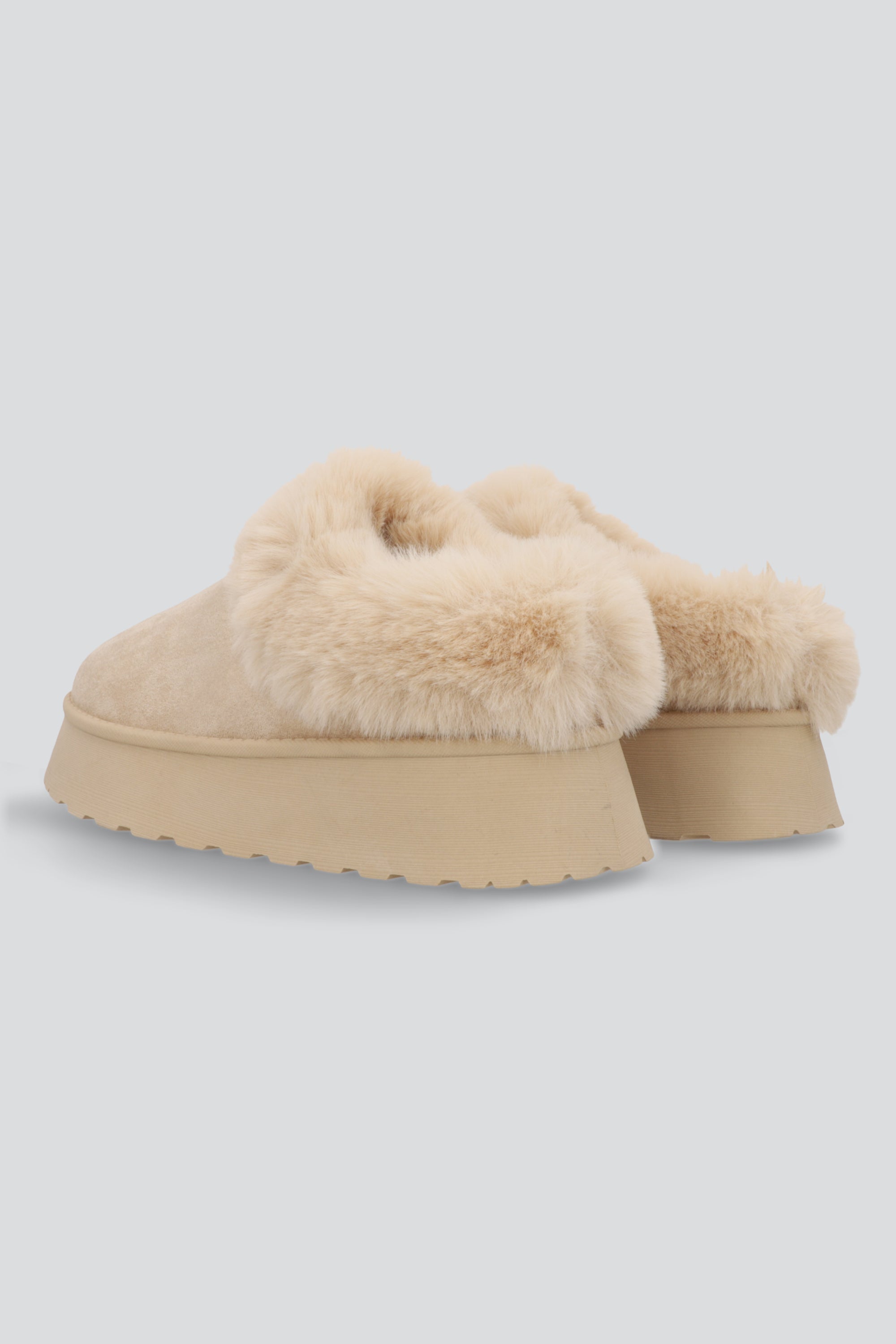 Pantufla Peluda Mula