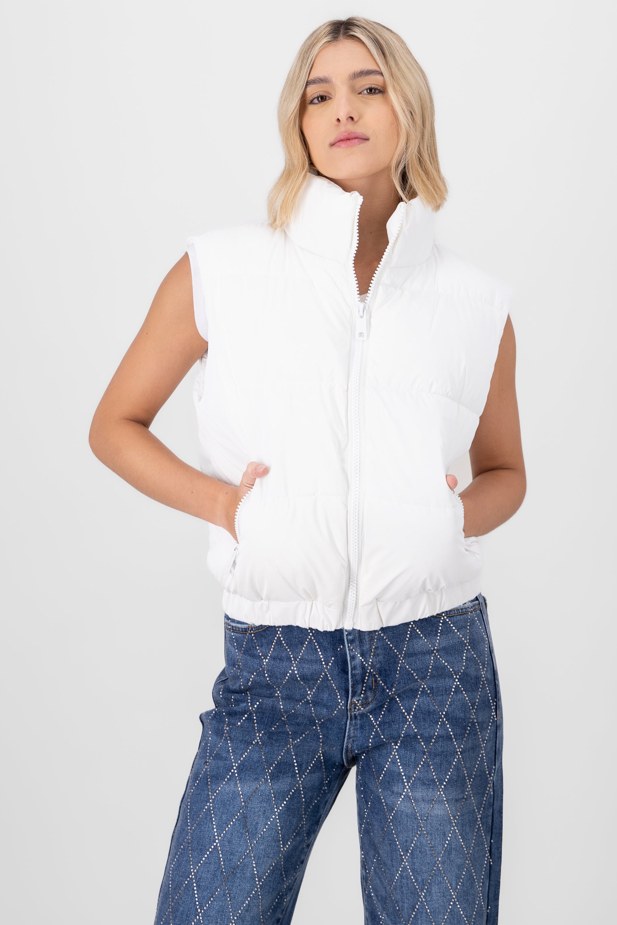 Chaleco crop bolsas BLANCO