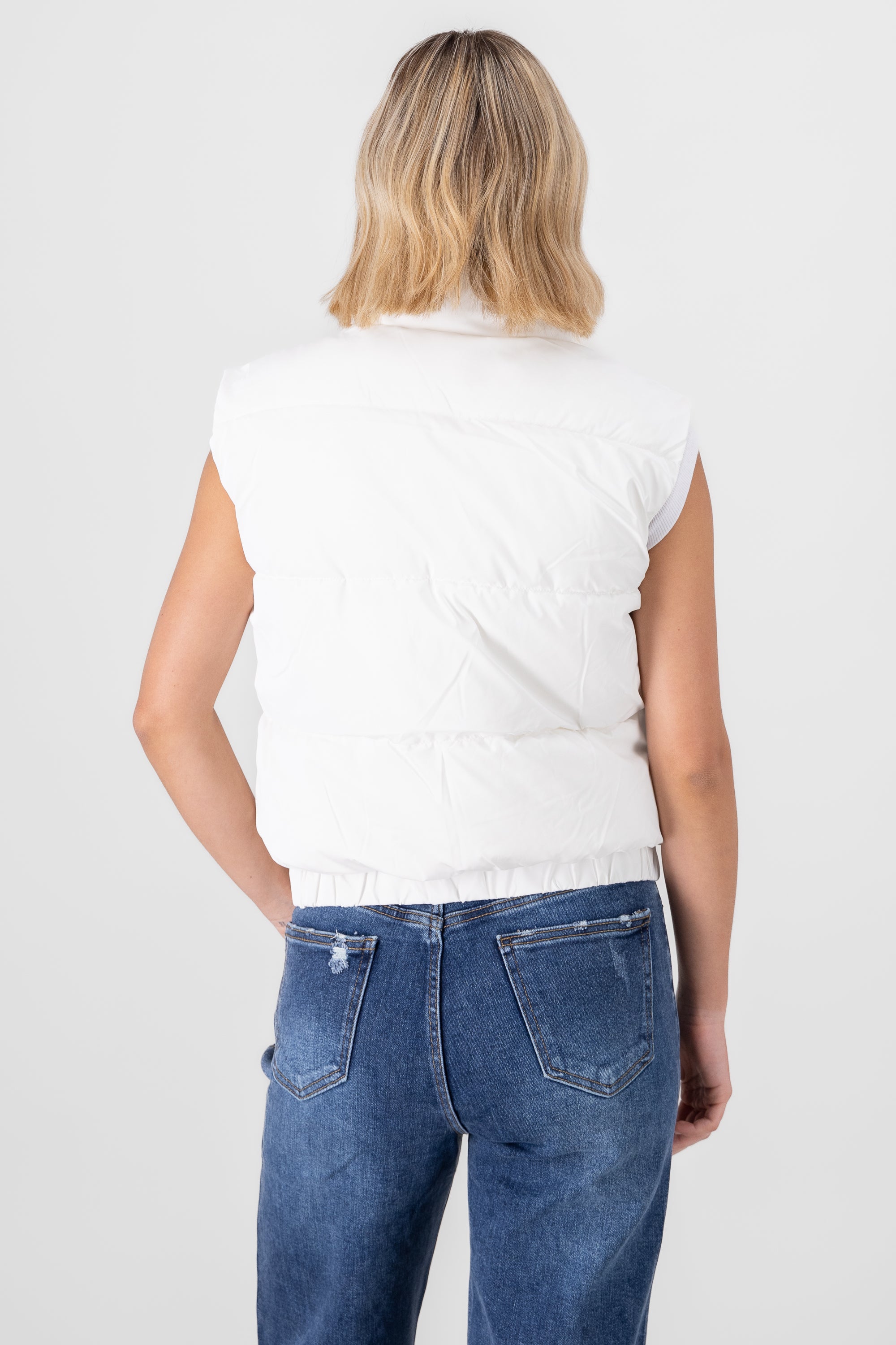 Chaleco crop bolsas BLANCO