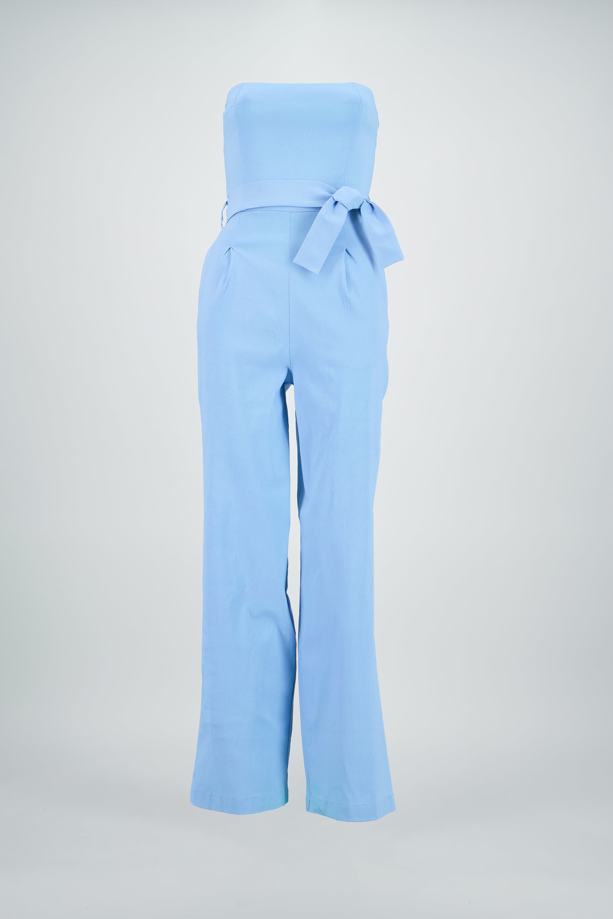 Jumpsuit strapless detalle cinturon