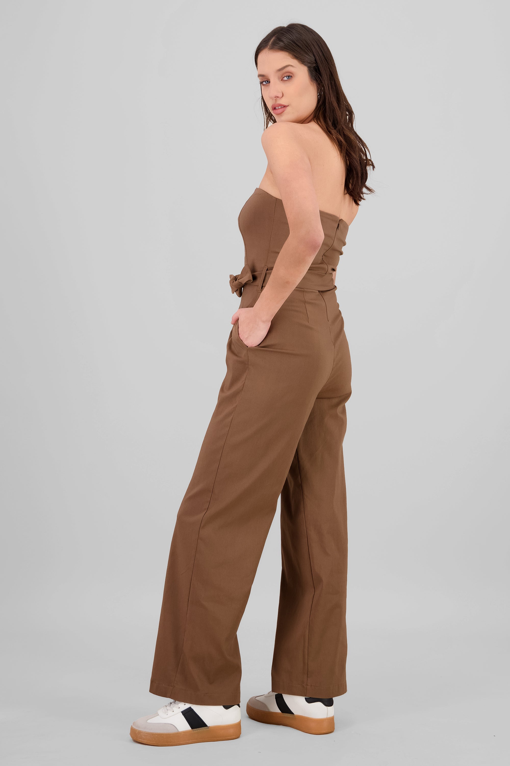 Jumpsuit strapless detalle cinturon TAUPE