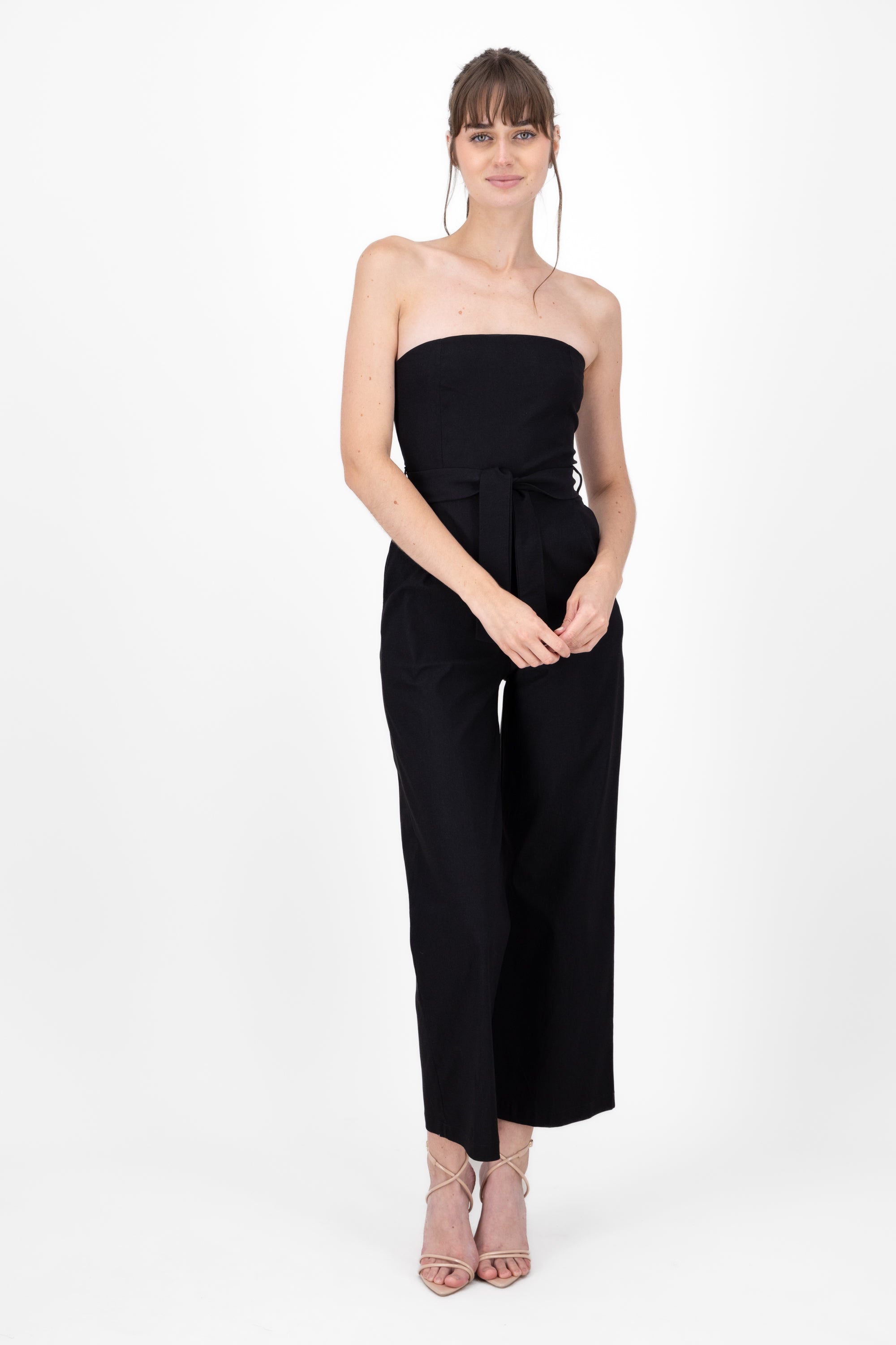 Jumpsuit strapless detalle cinturon NEGRO