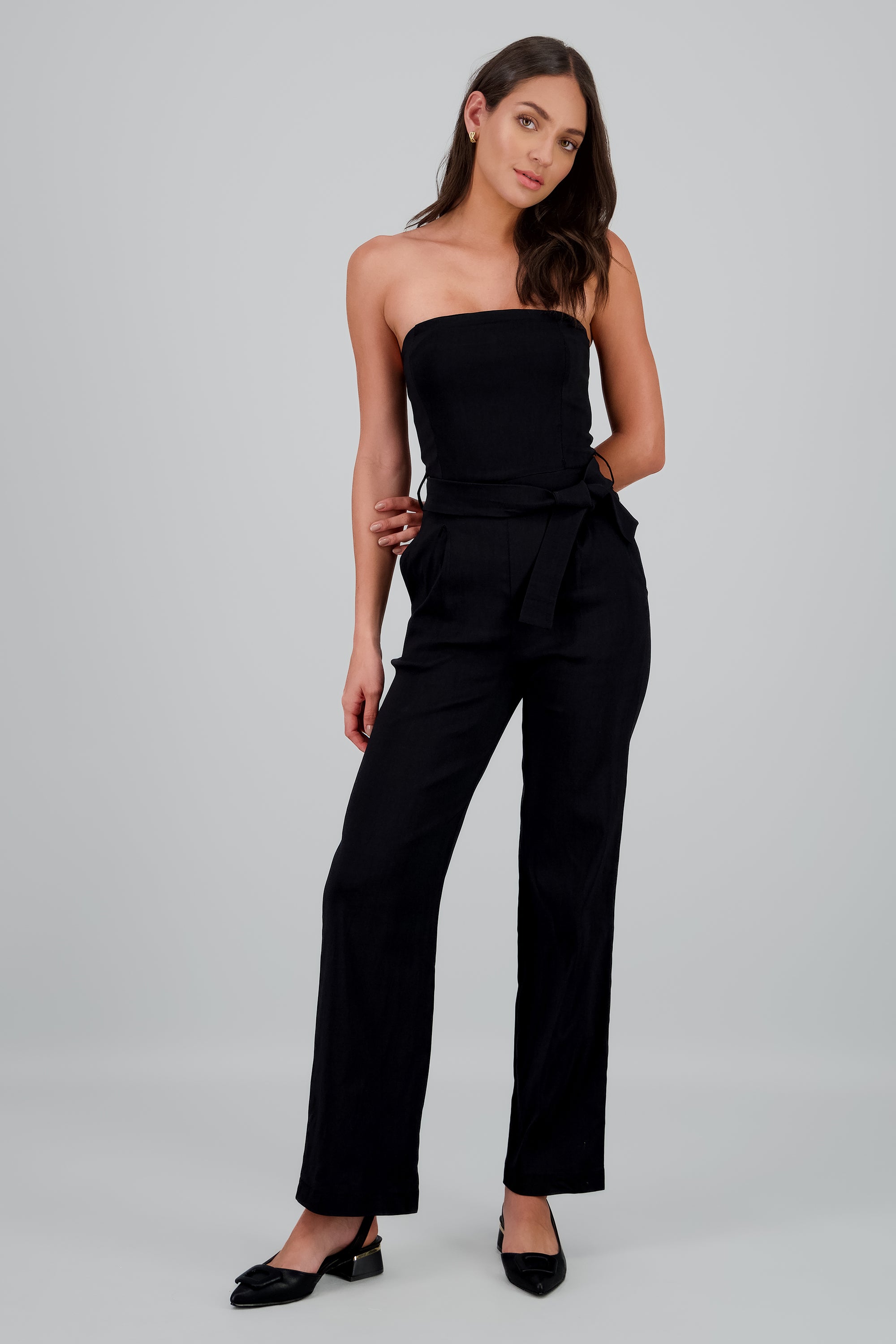 Jumpsuit strapless detalle cinturon