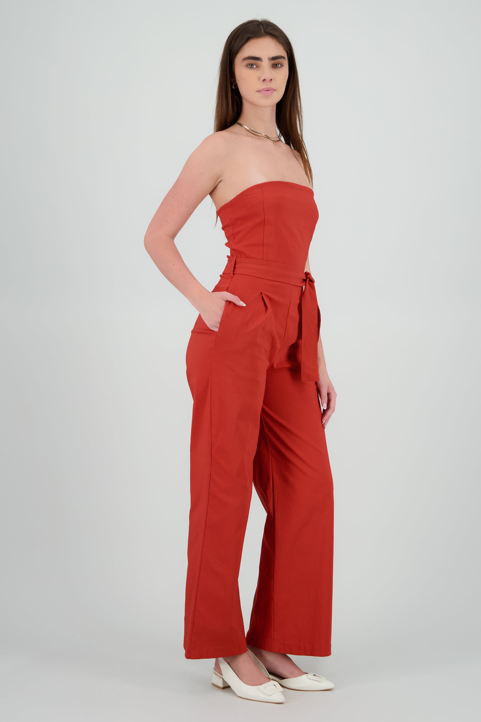 Jumpsuit strapless detalle cinturon