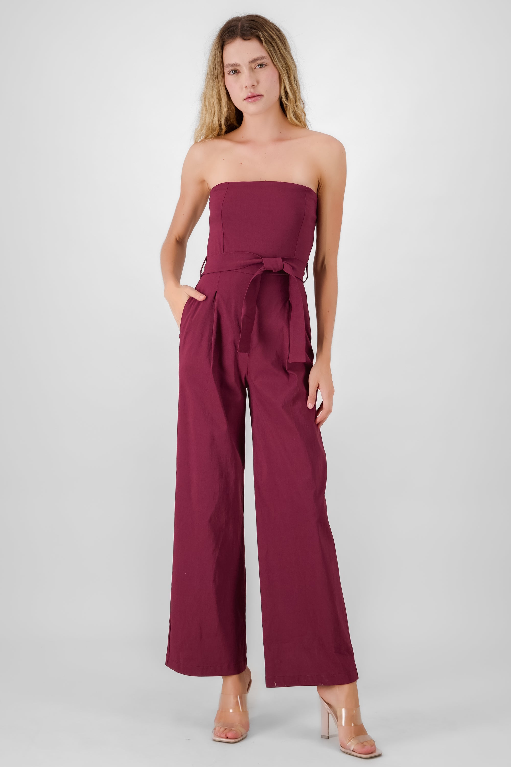 Jumpsuit strapless detalle cinturon VINO