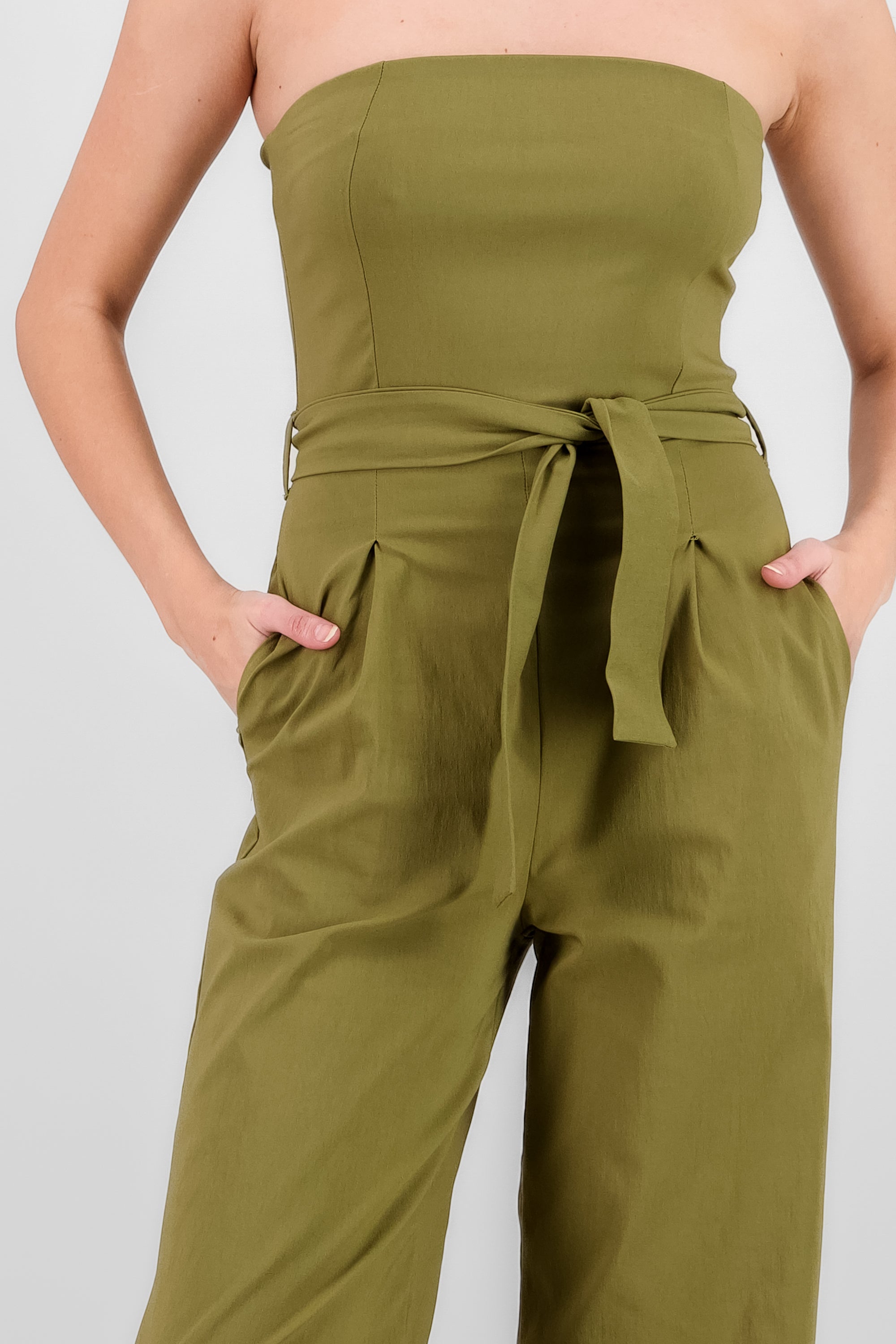 Jumpsuit strapless detalle cinturon OLIVO