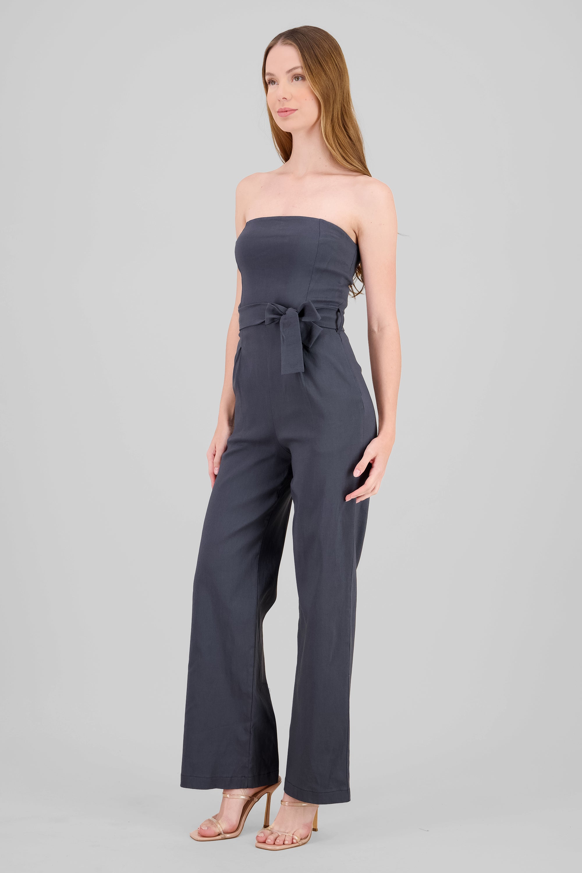 Jumpsuit strapless detalle cinturon GRIS OBSCURO