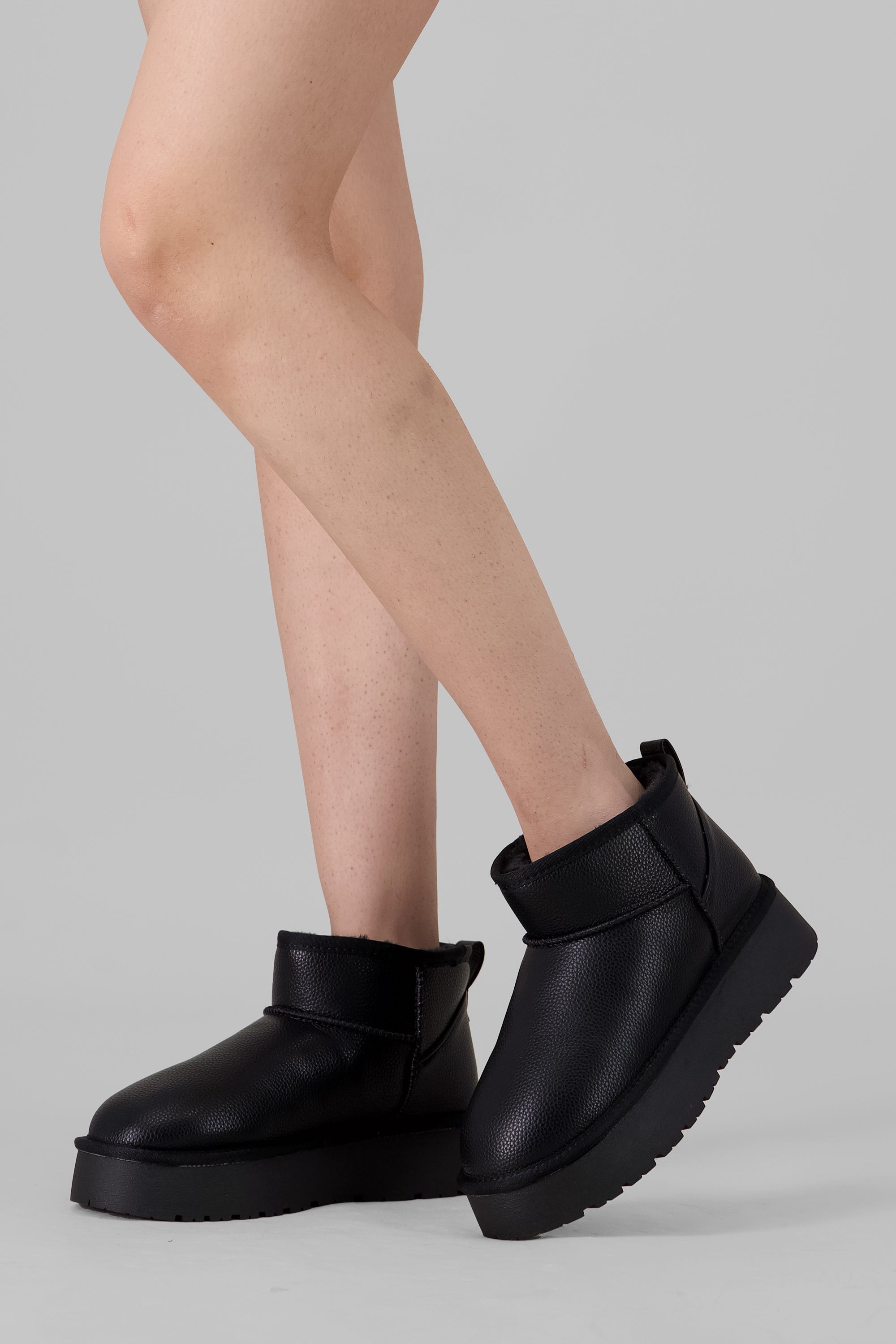 Bota Peluche Pu