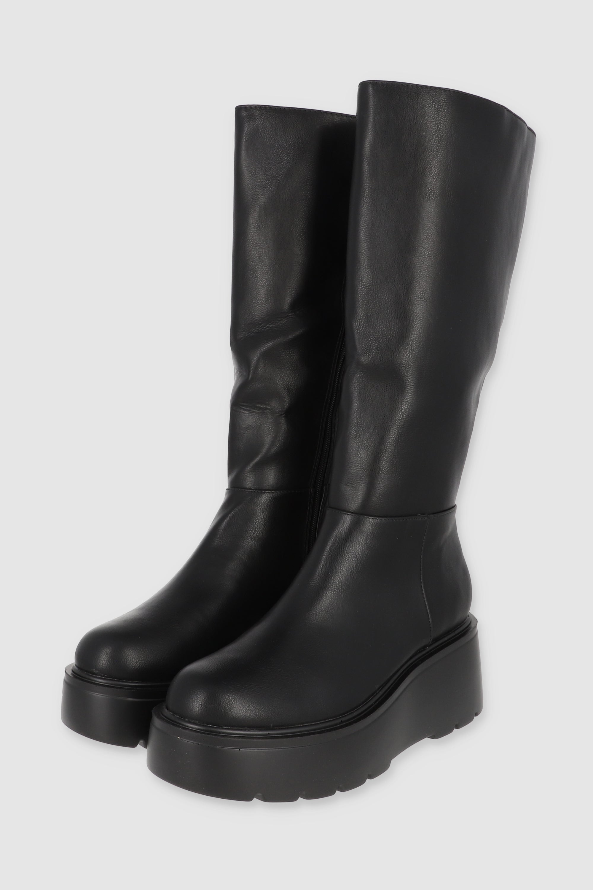 Bota estructurada suela track chunky NEGRO