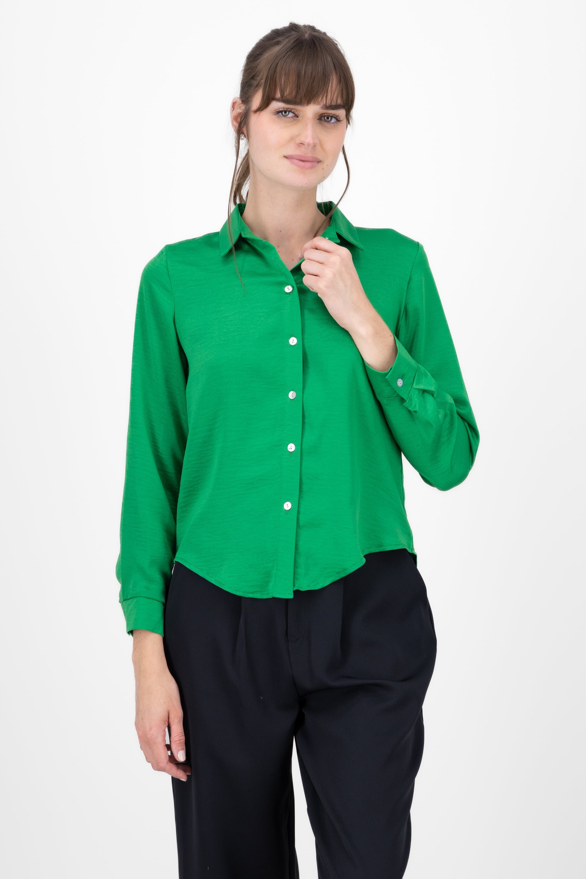 Camisa manga larga satinada VERDE