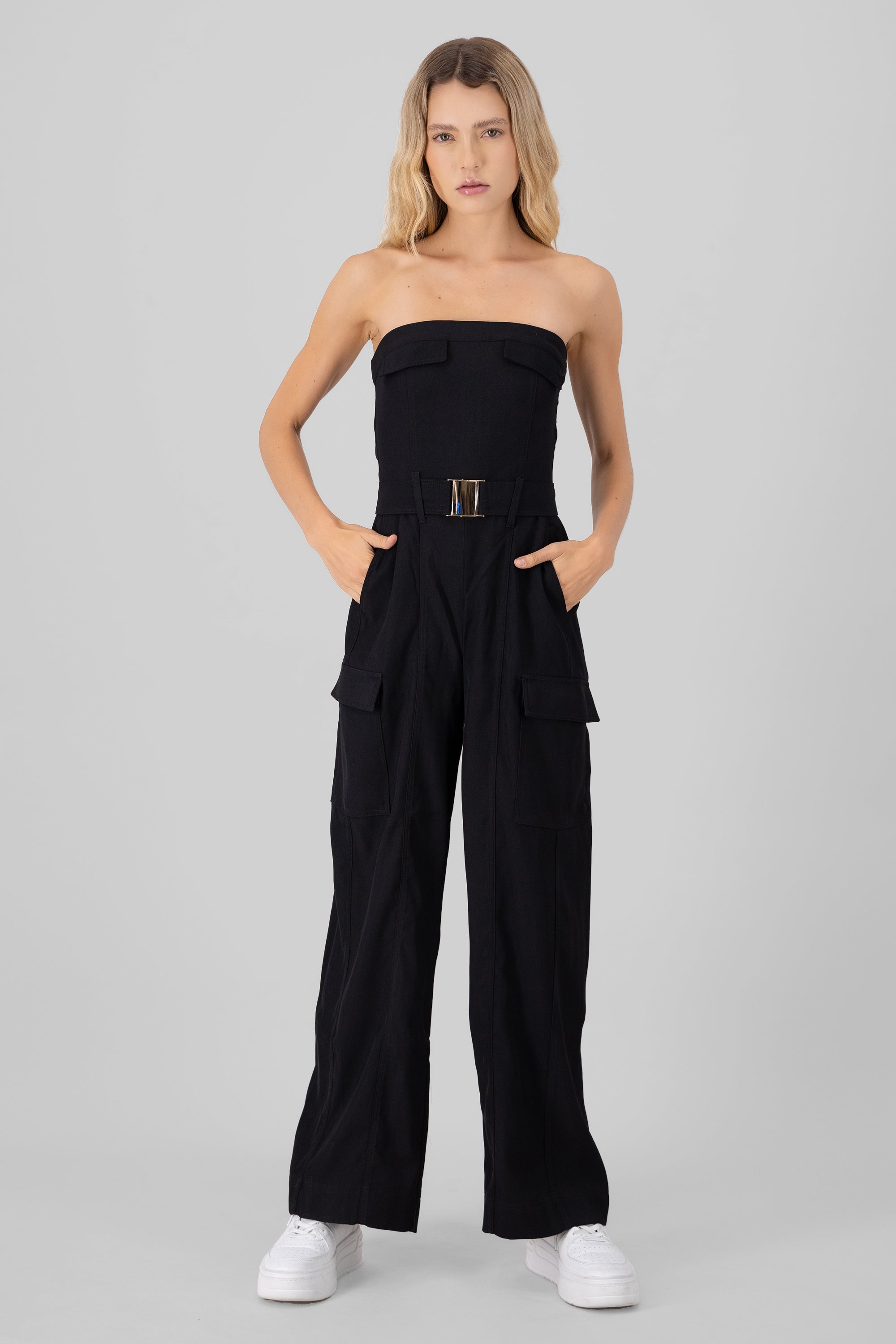 Jumpsuit liso cargo NEGRO