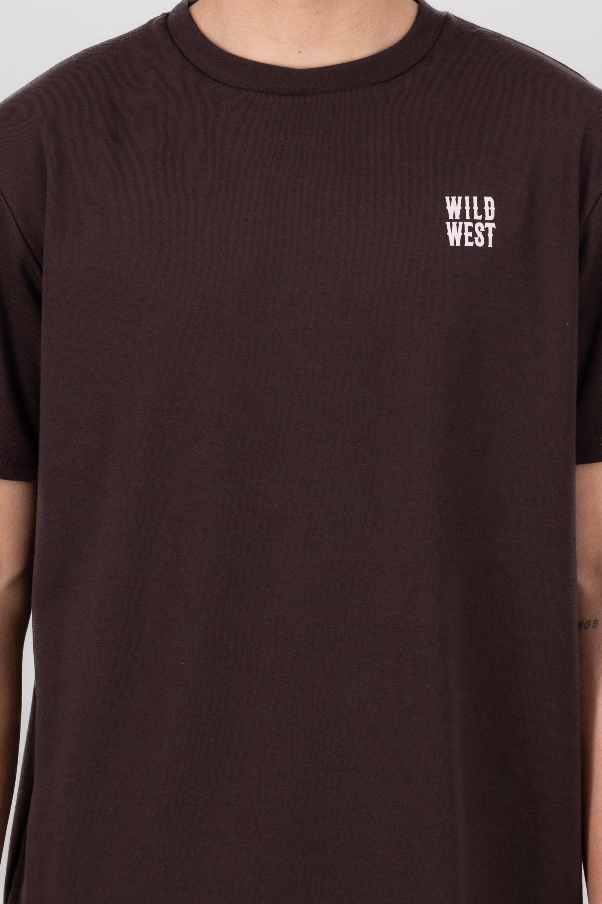 Playera oversized wild west CHOCOLATE