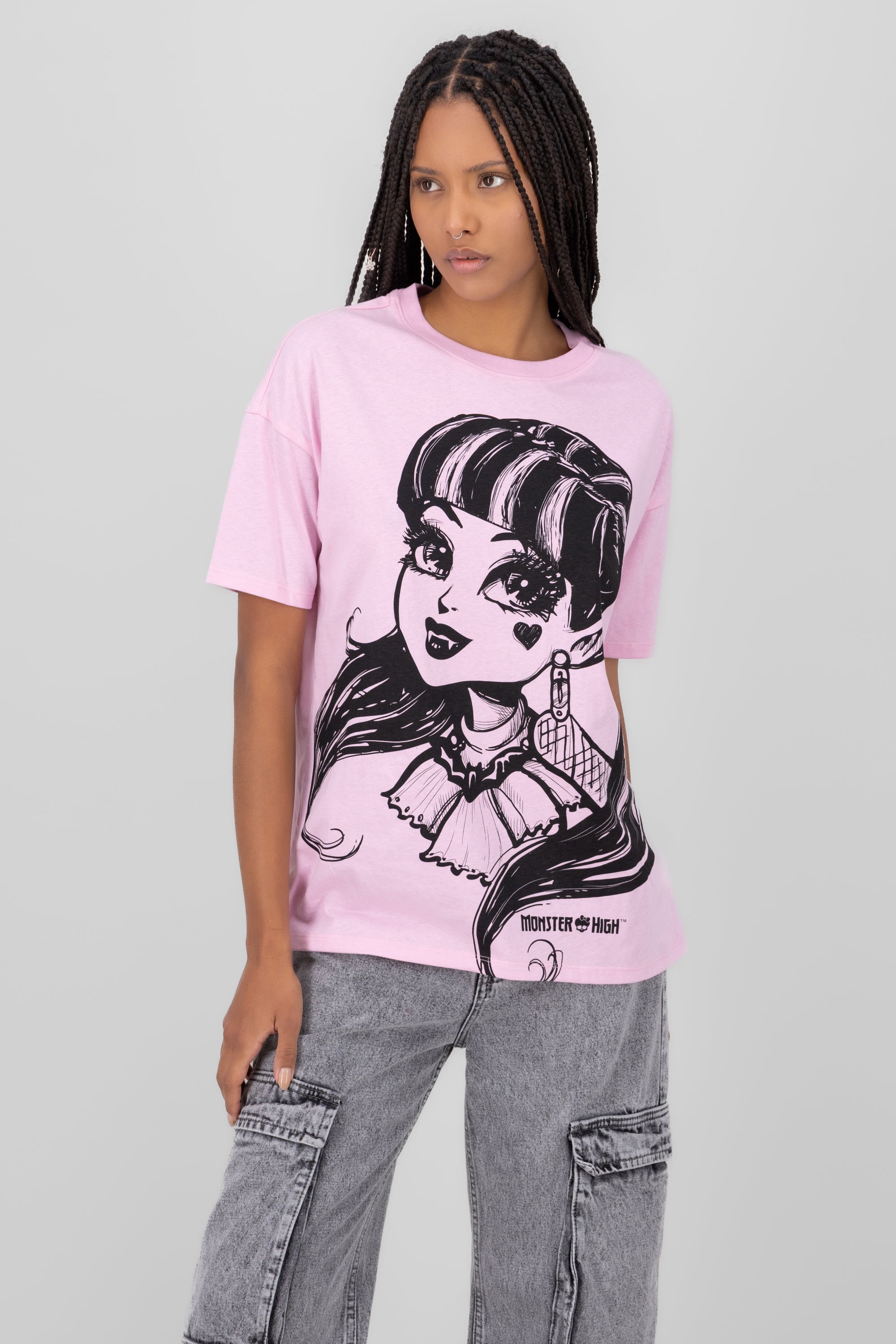 Playera over draculaura ROSA PASTEL