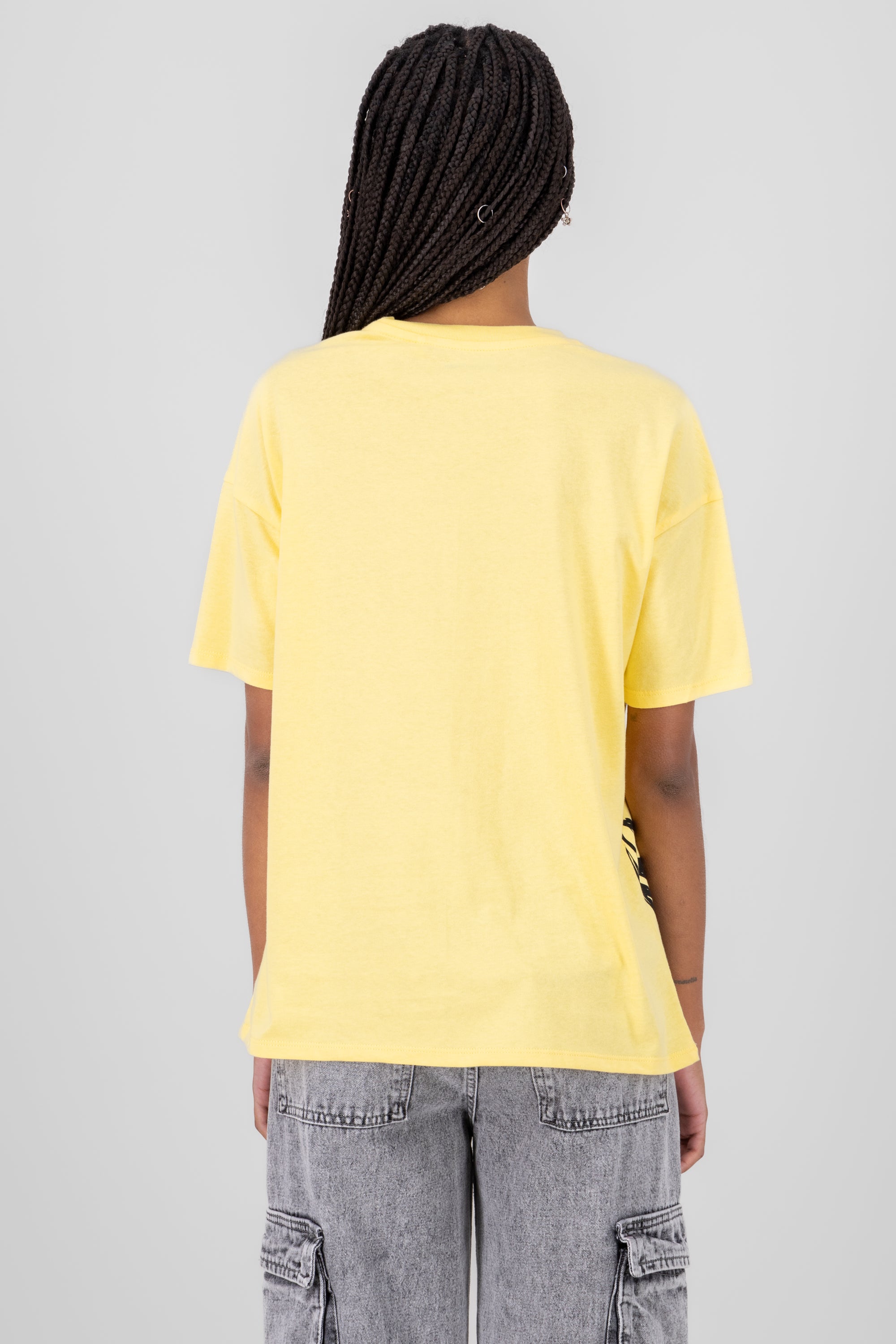 Playera over cleo de nile AMARILLO PASTEL