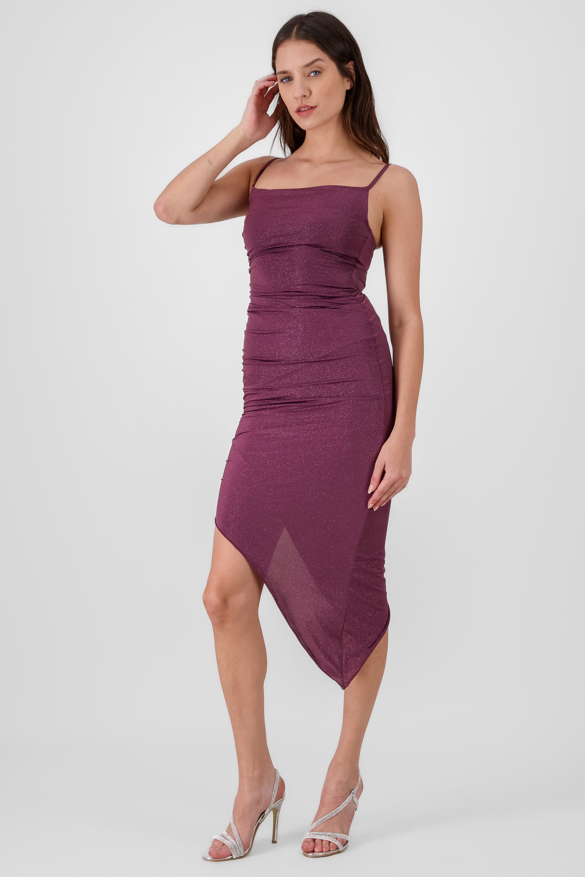 Vestido midi asimetrico brillos VINO