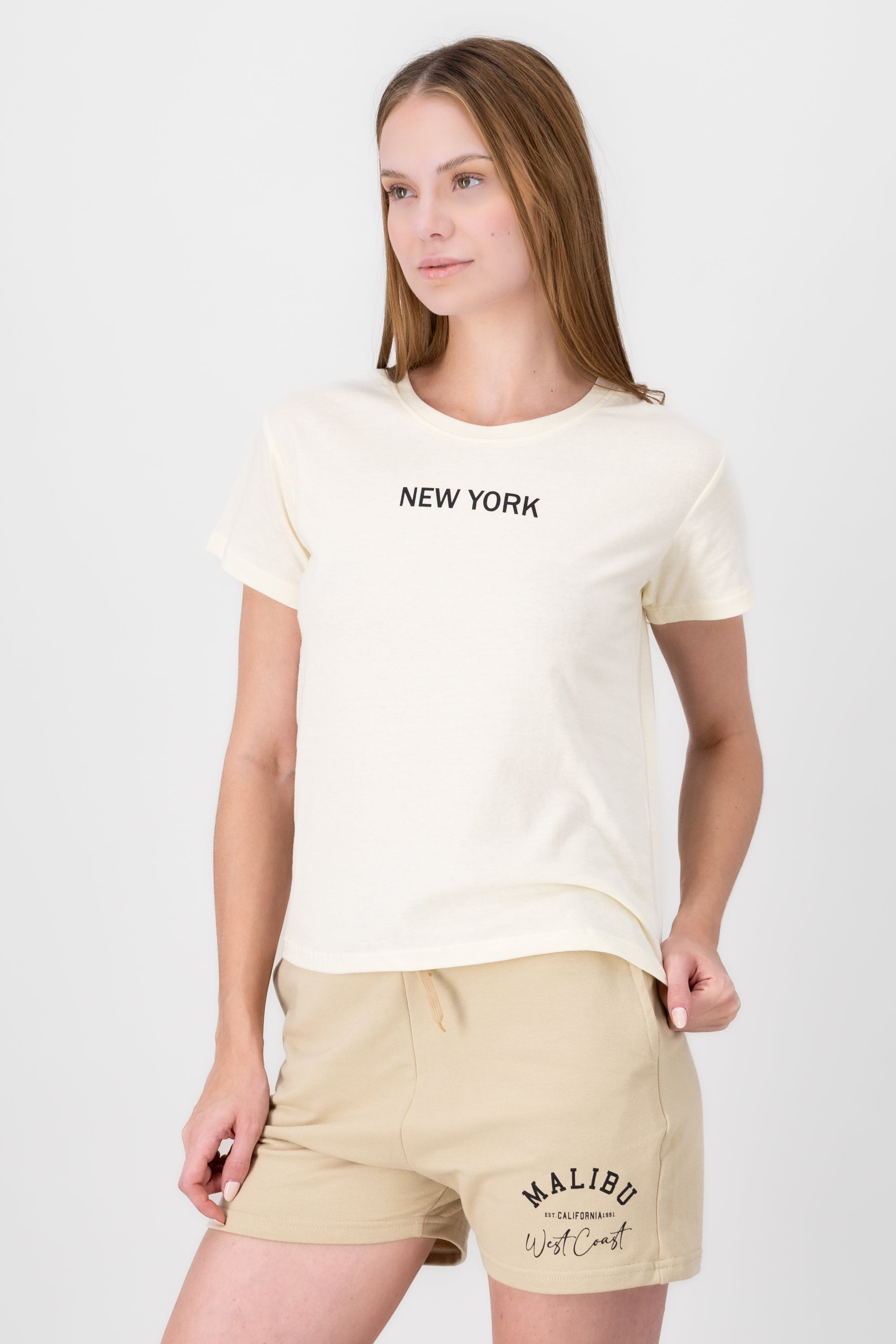 Playera estampado nueva york HUESO