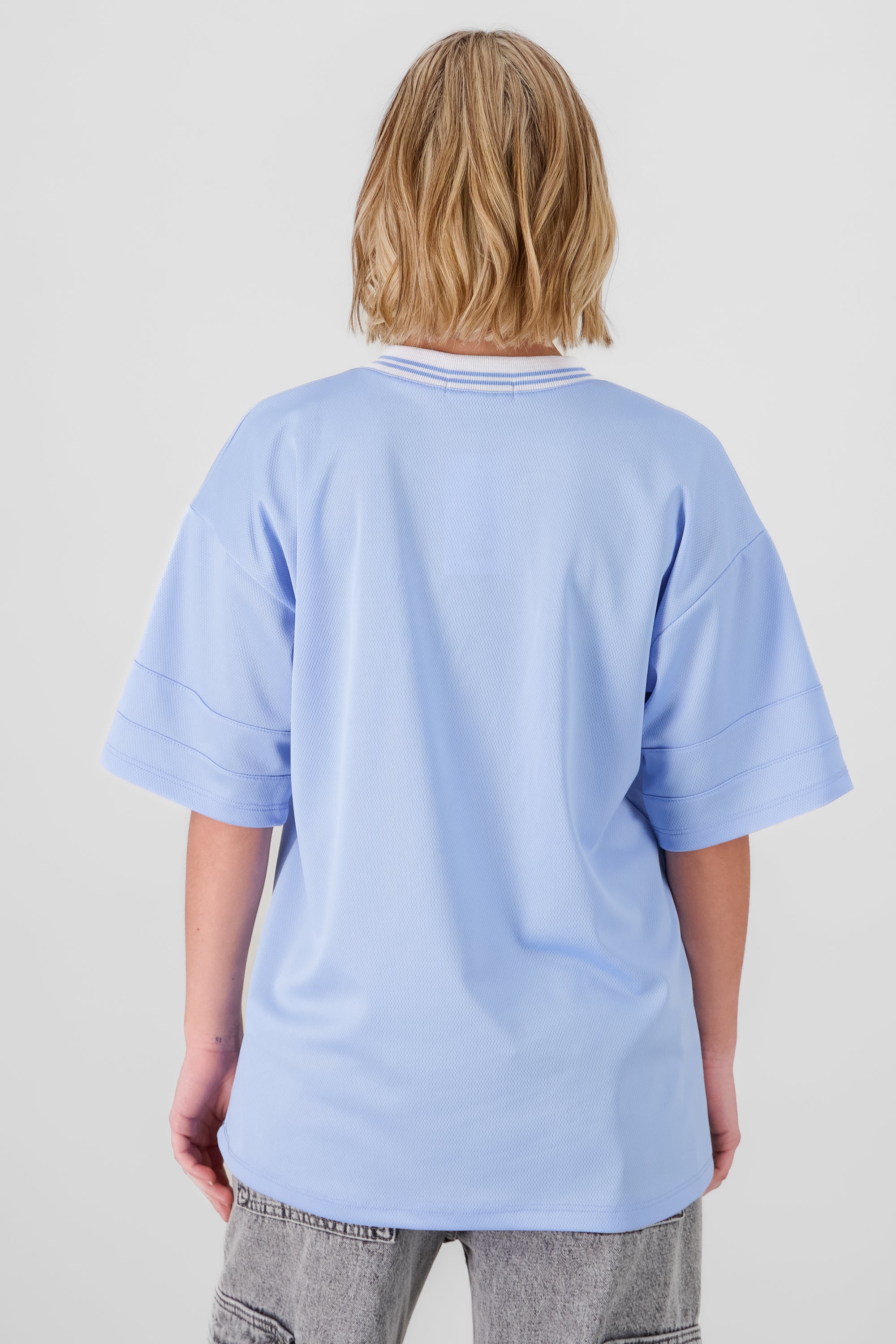 Playera oversize estampado numero AZUL PASTEL