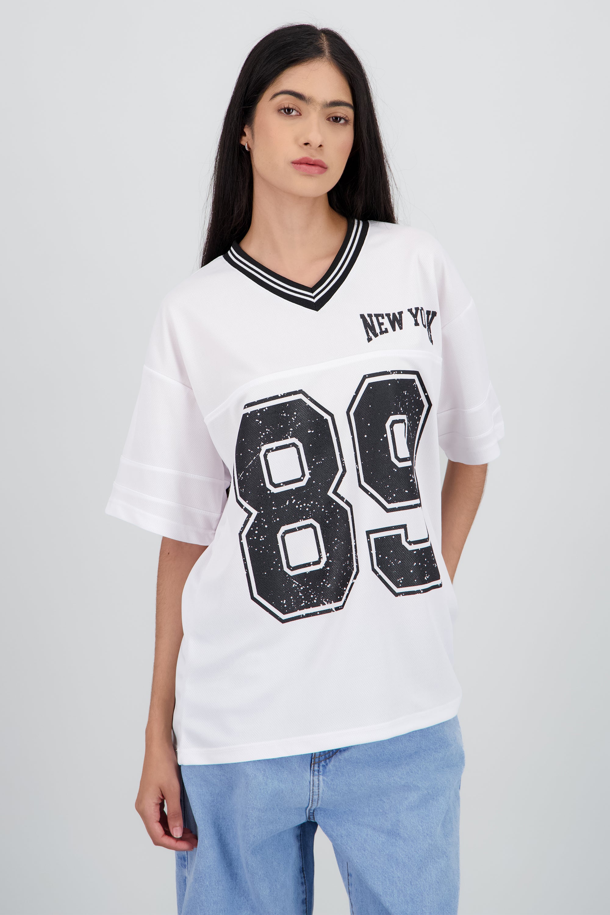 Playera oversize estampado numero BLANCO