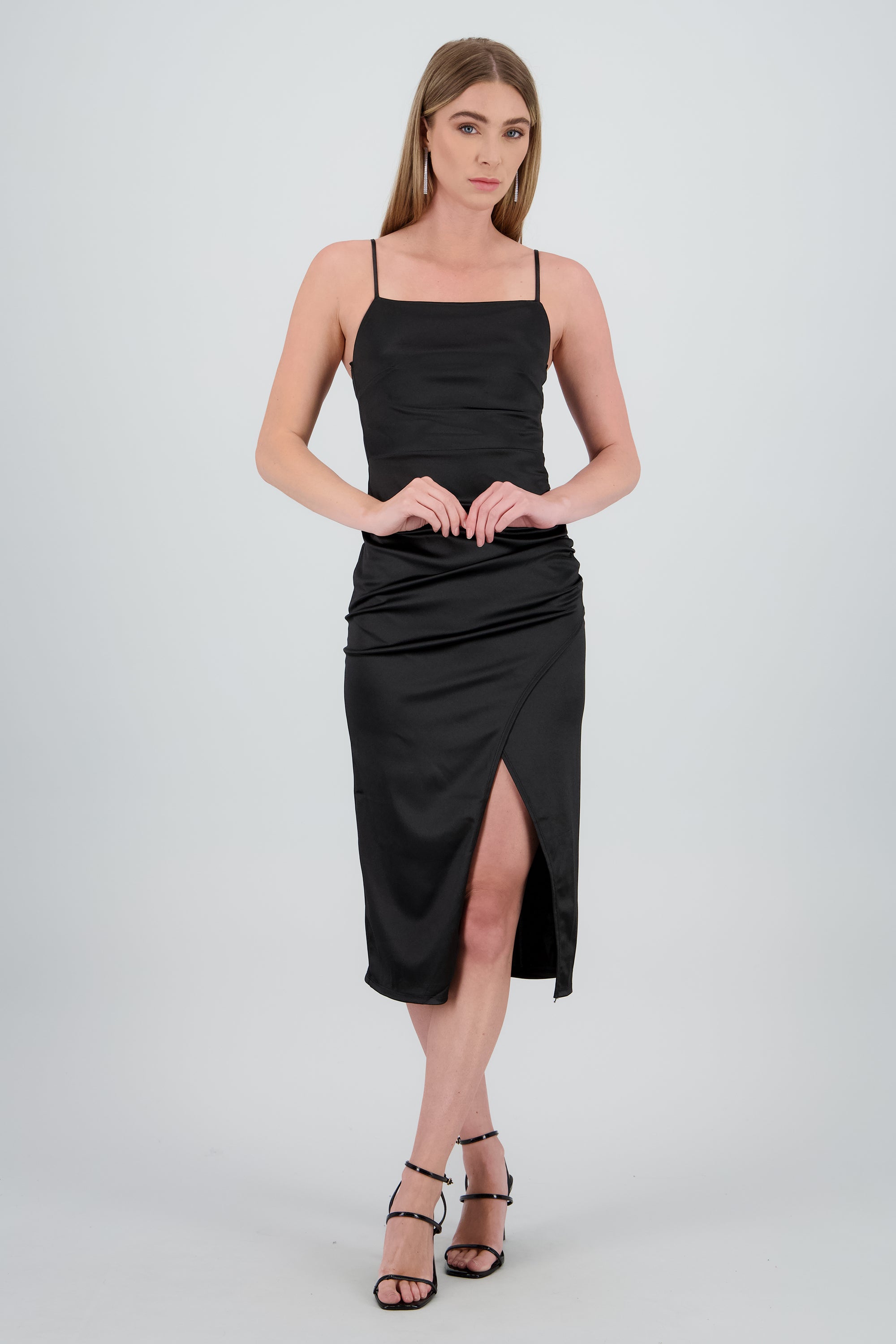 Vestido con cuello cascada y abertura liso NEGRO