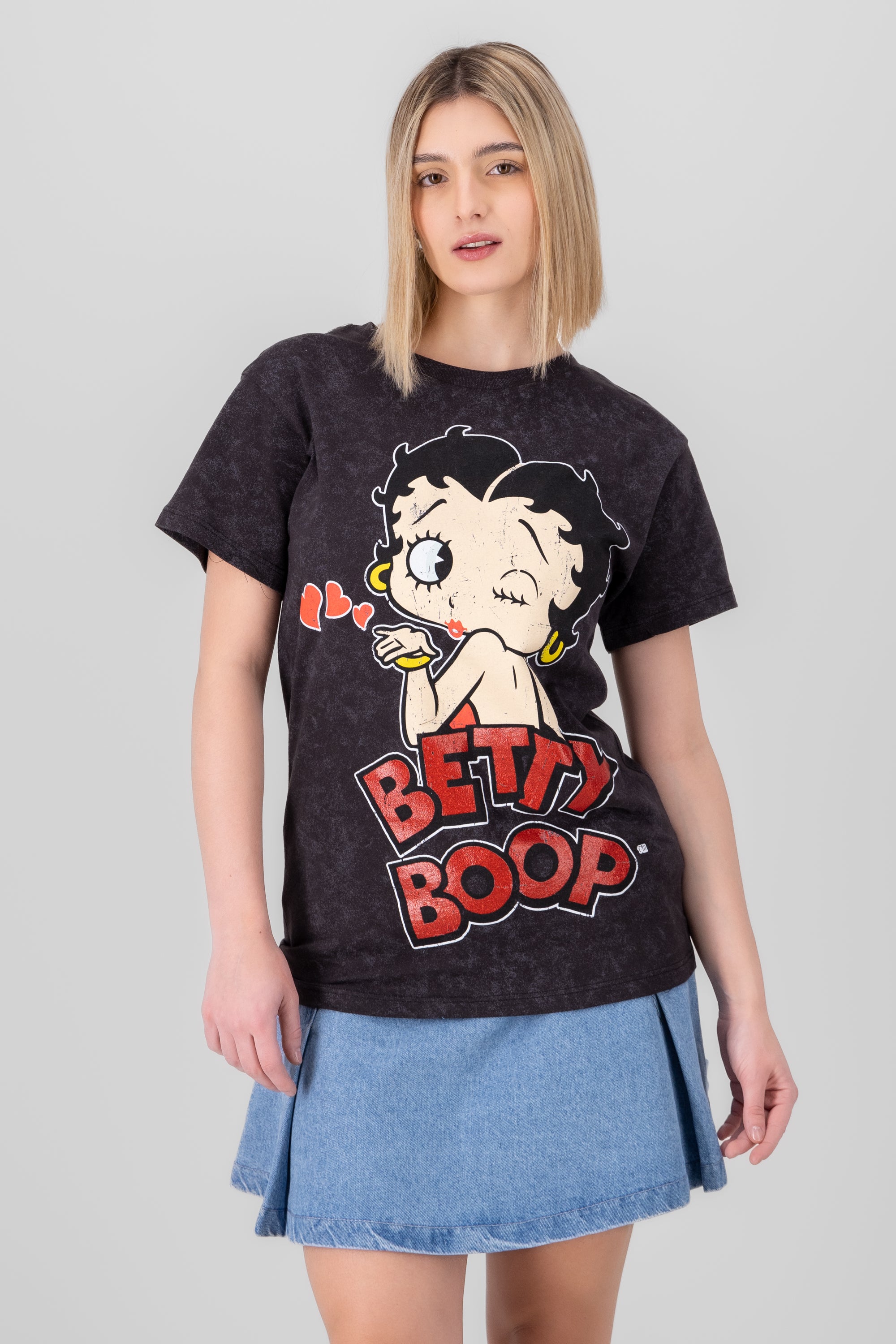 Playera betty boops kiss ACID WASH