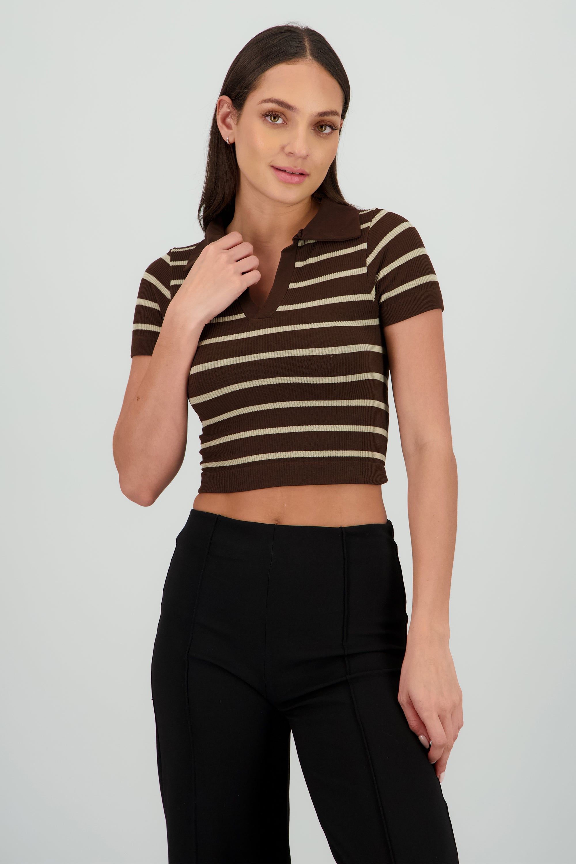 Top seamless rayas cuello polo CHOCOLATE
