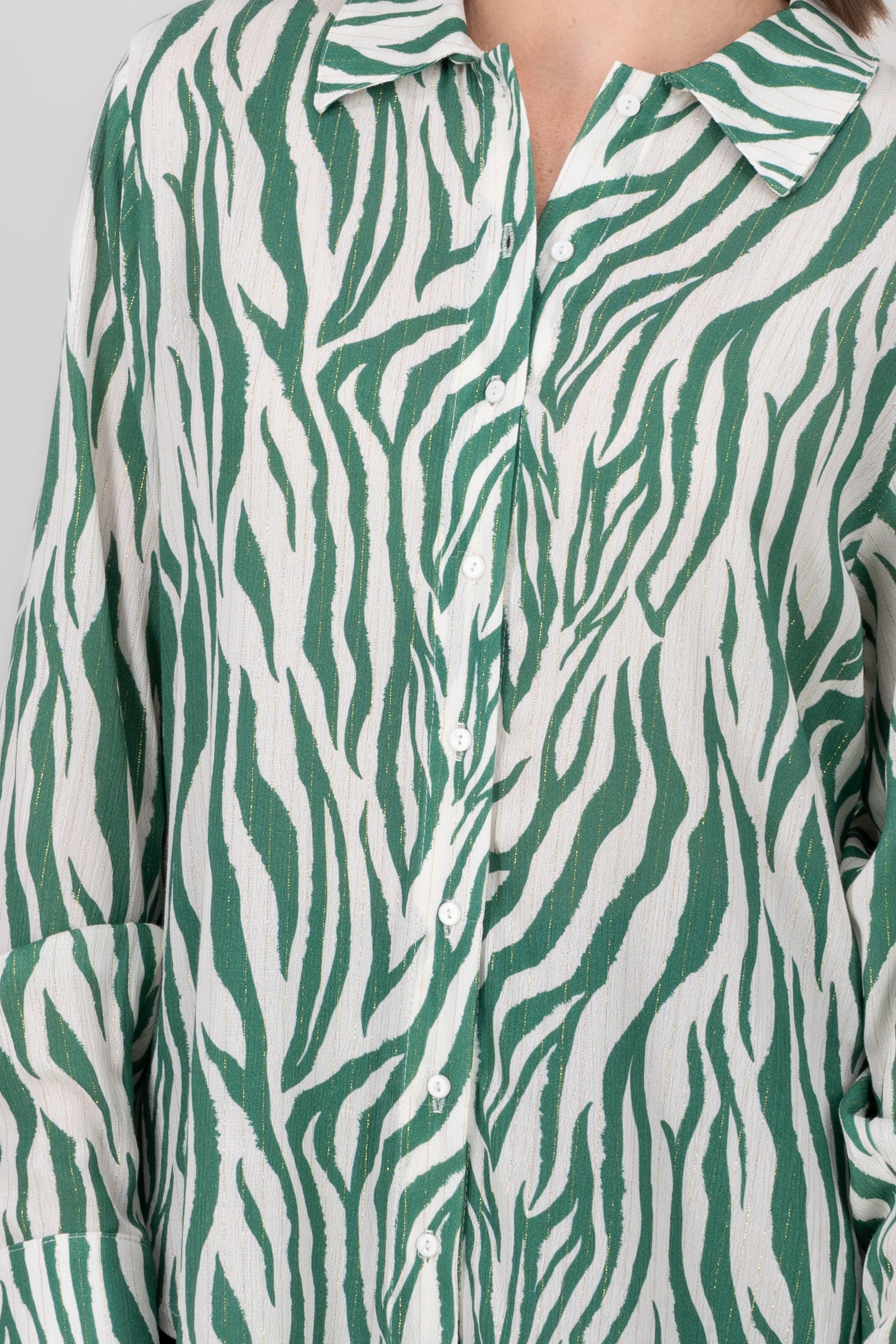 Camisa oversize fluida animal print VERDE COMBO