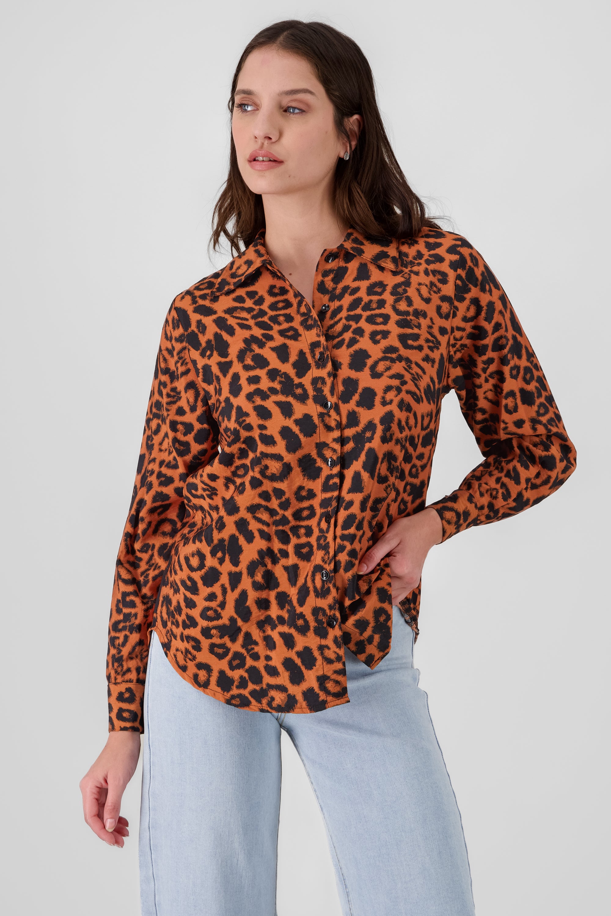 Camisa oversize animal print NEGRO COMBO