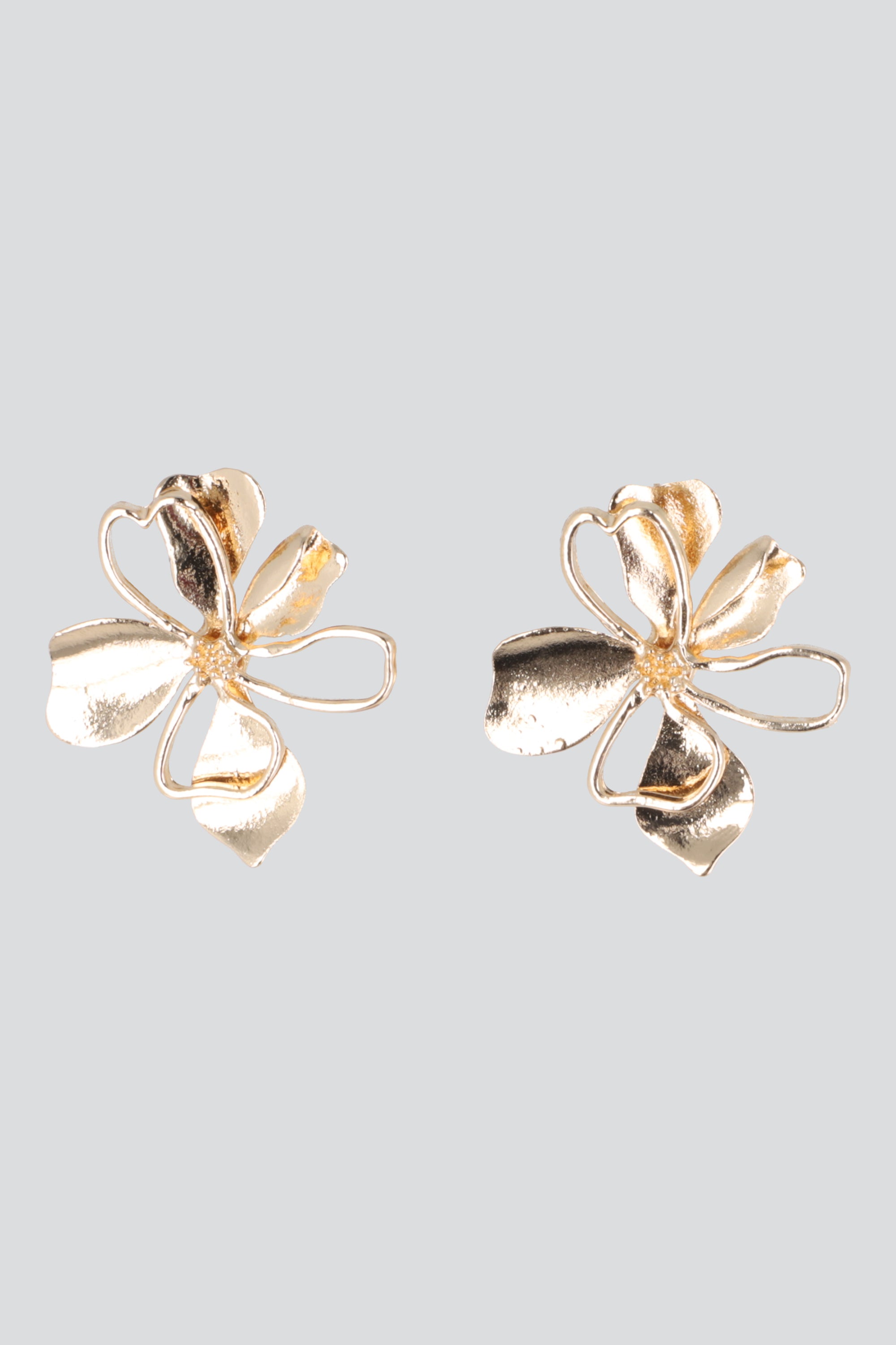 Aretes flor metalica ORO