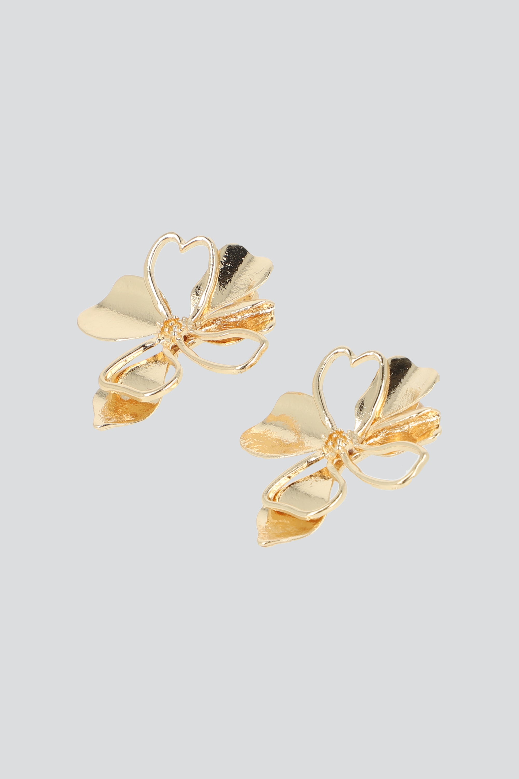 Aretes flor metalica