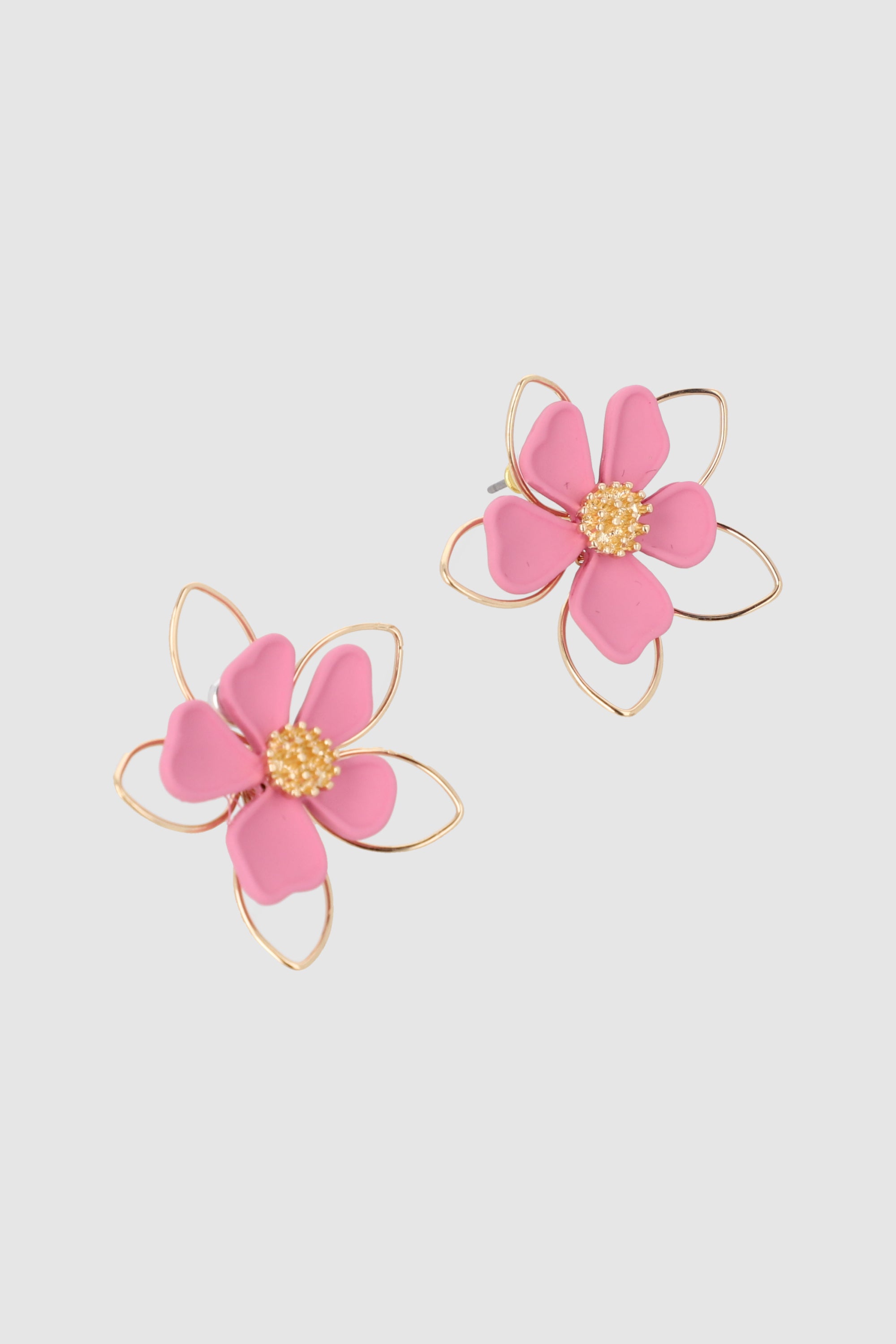 ARETES DOBLE FLOR COLOR MALVA