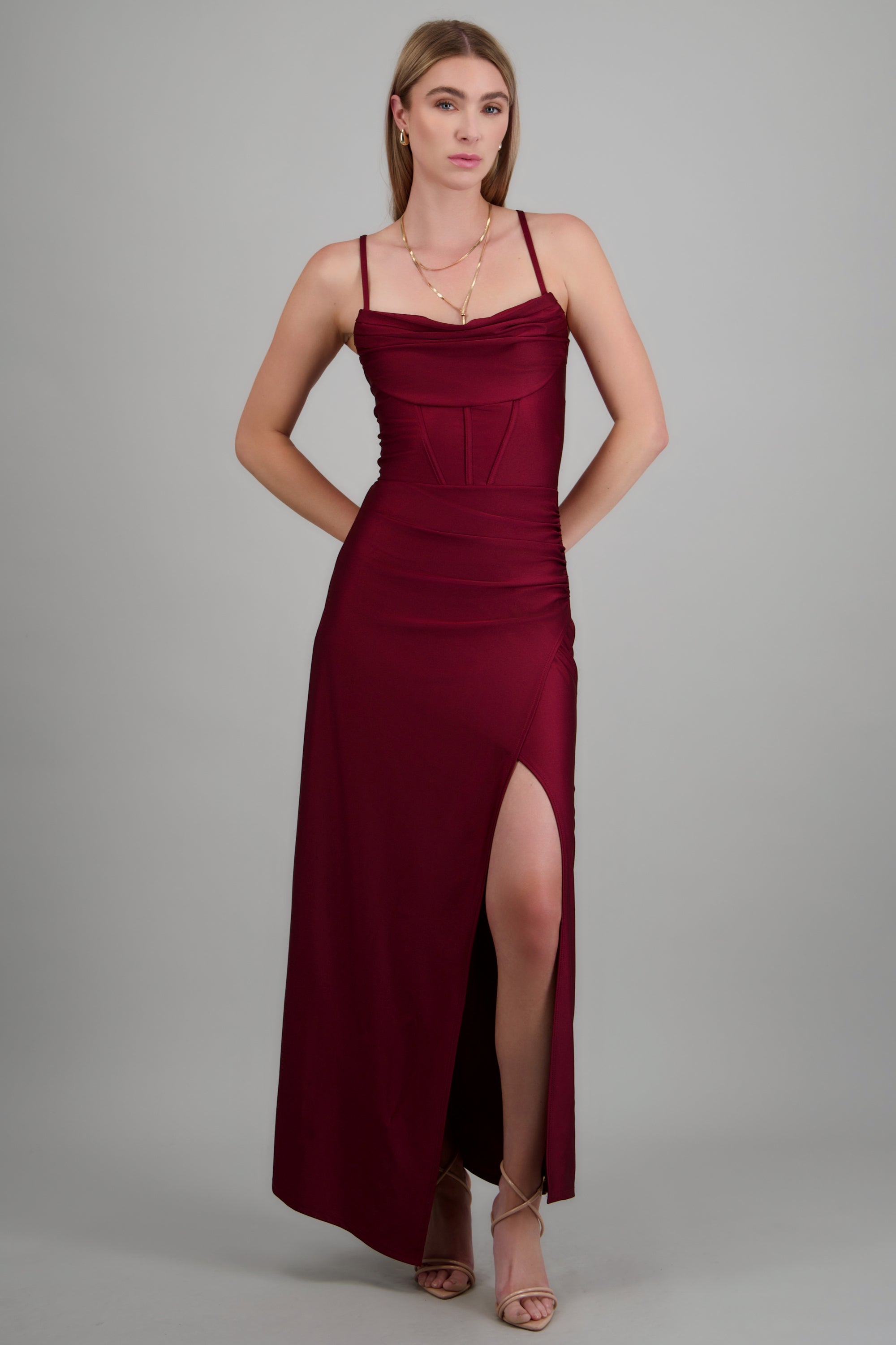 Vestido maxi tirantes drapeado CIRUELA