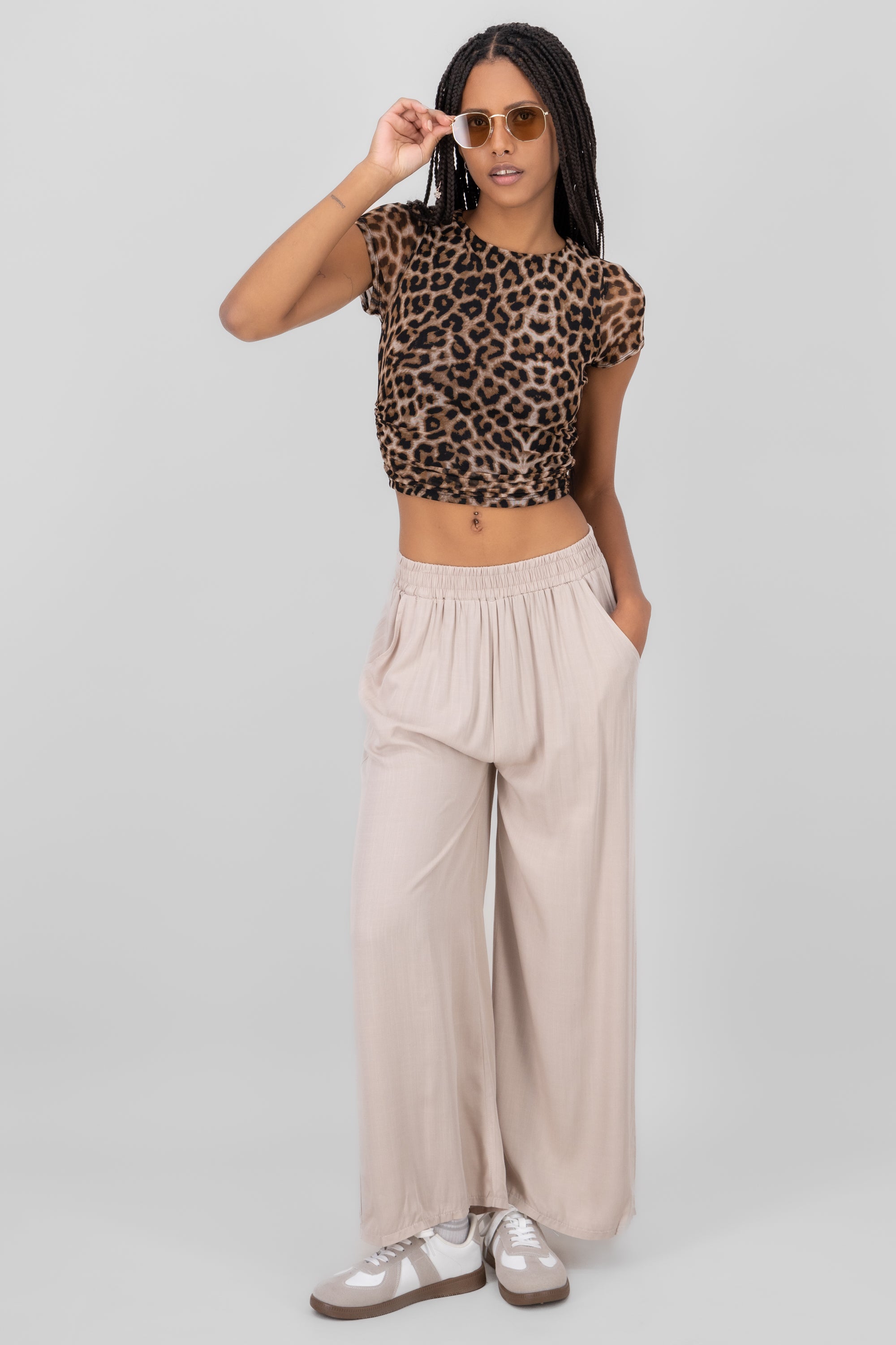 Pantalones amplios ligeros tipo lino BEIGE