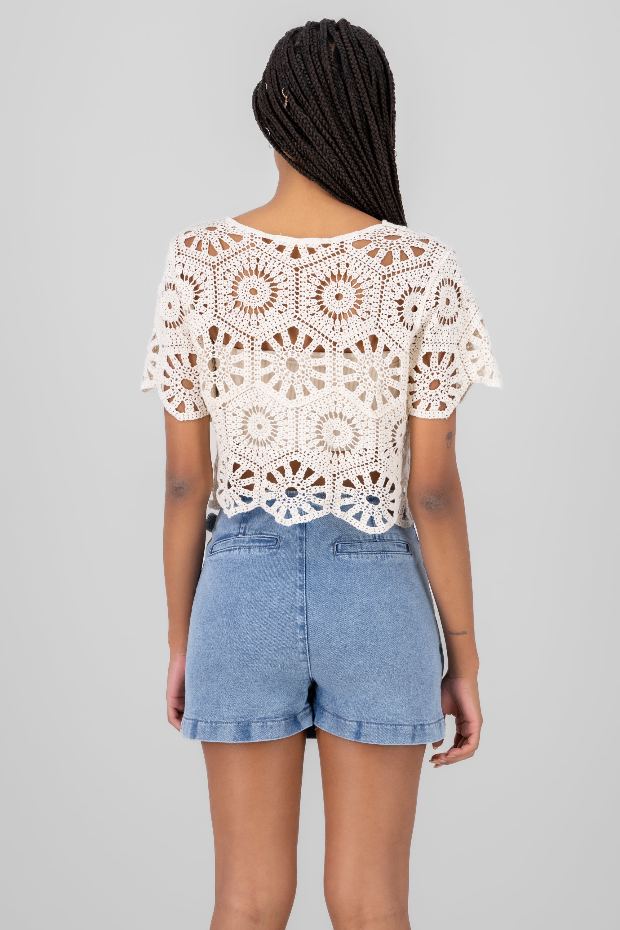 Blusa manga corta tejido crochet HUESO