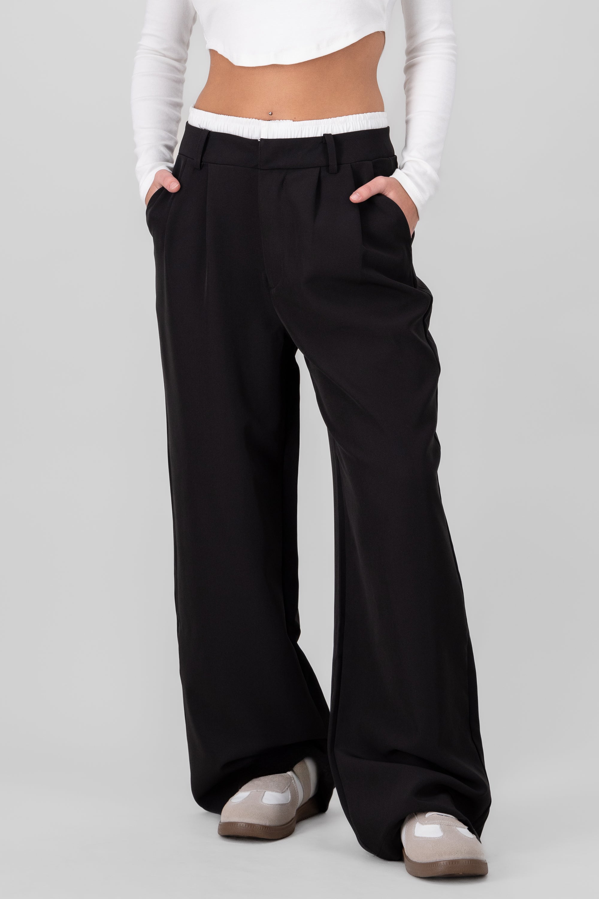 Pantalon pinzas contraste NEGRO