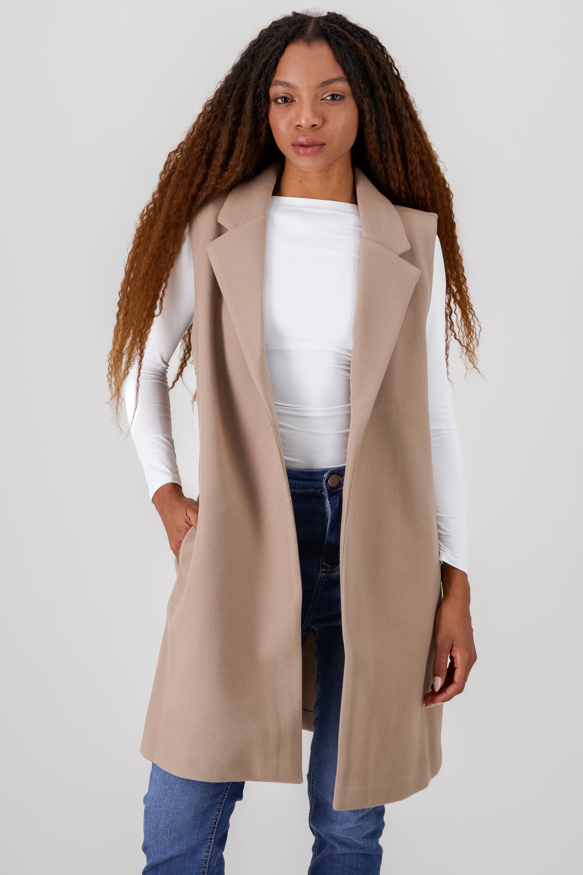 Outfit Abrigo Largo Beige Outfit Con Chaqueta Beige