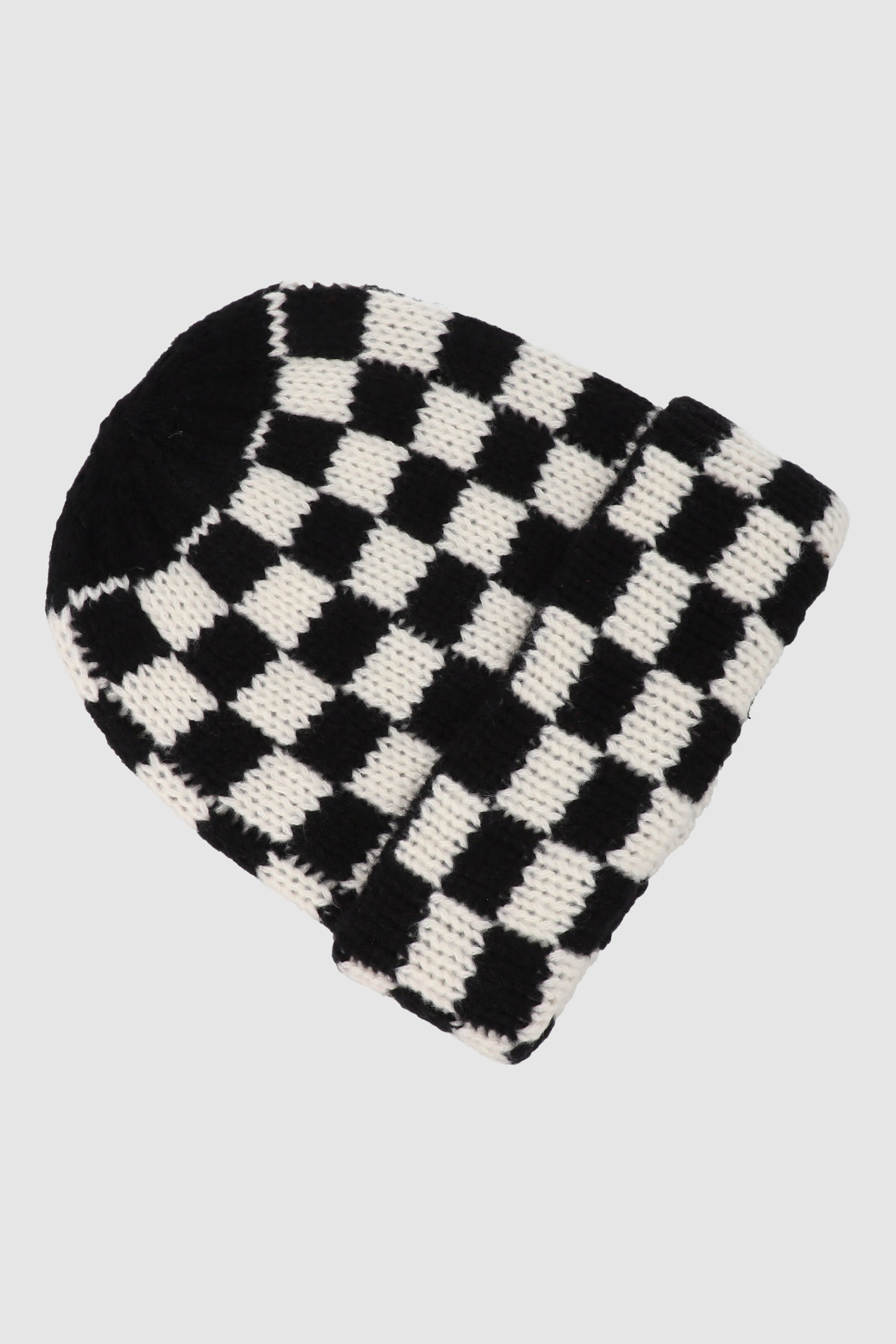 Gorro tejido cuadros NEGRO BLANCO