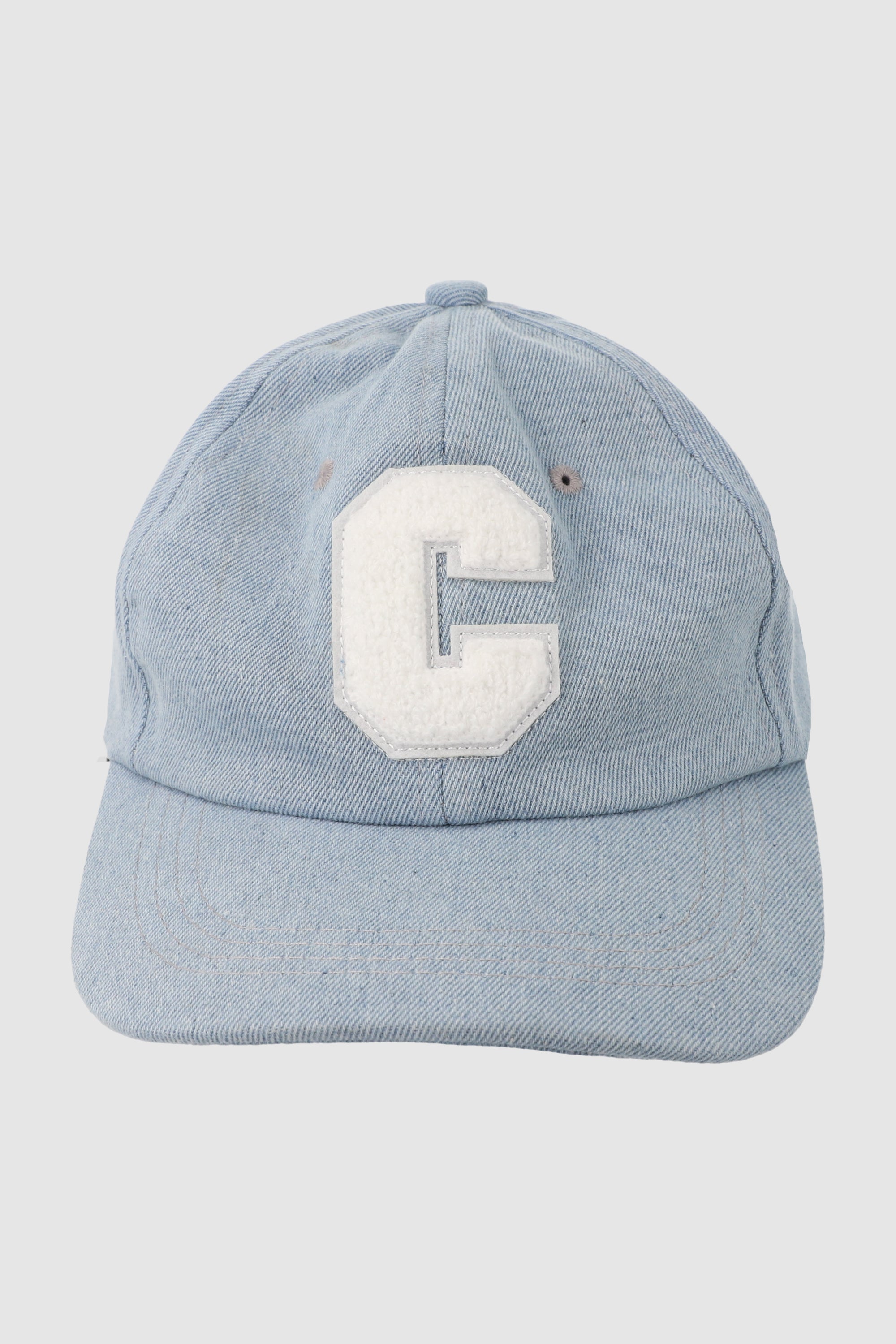 Gorra denim letra C LIGHT WASH