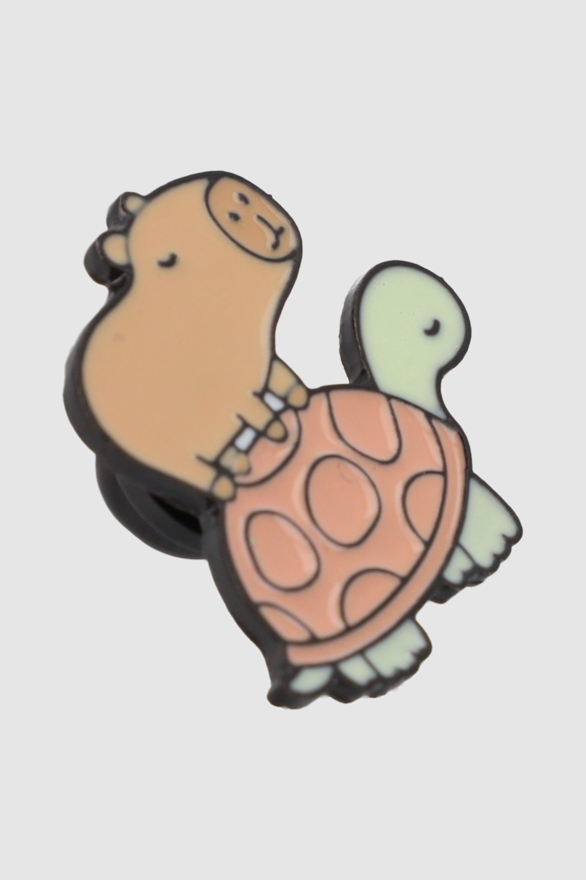 Pin capibara sobre tortuga CAFE