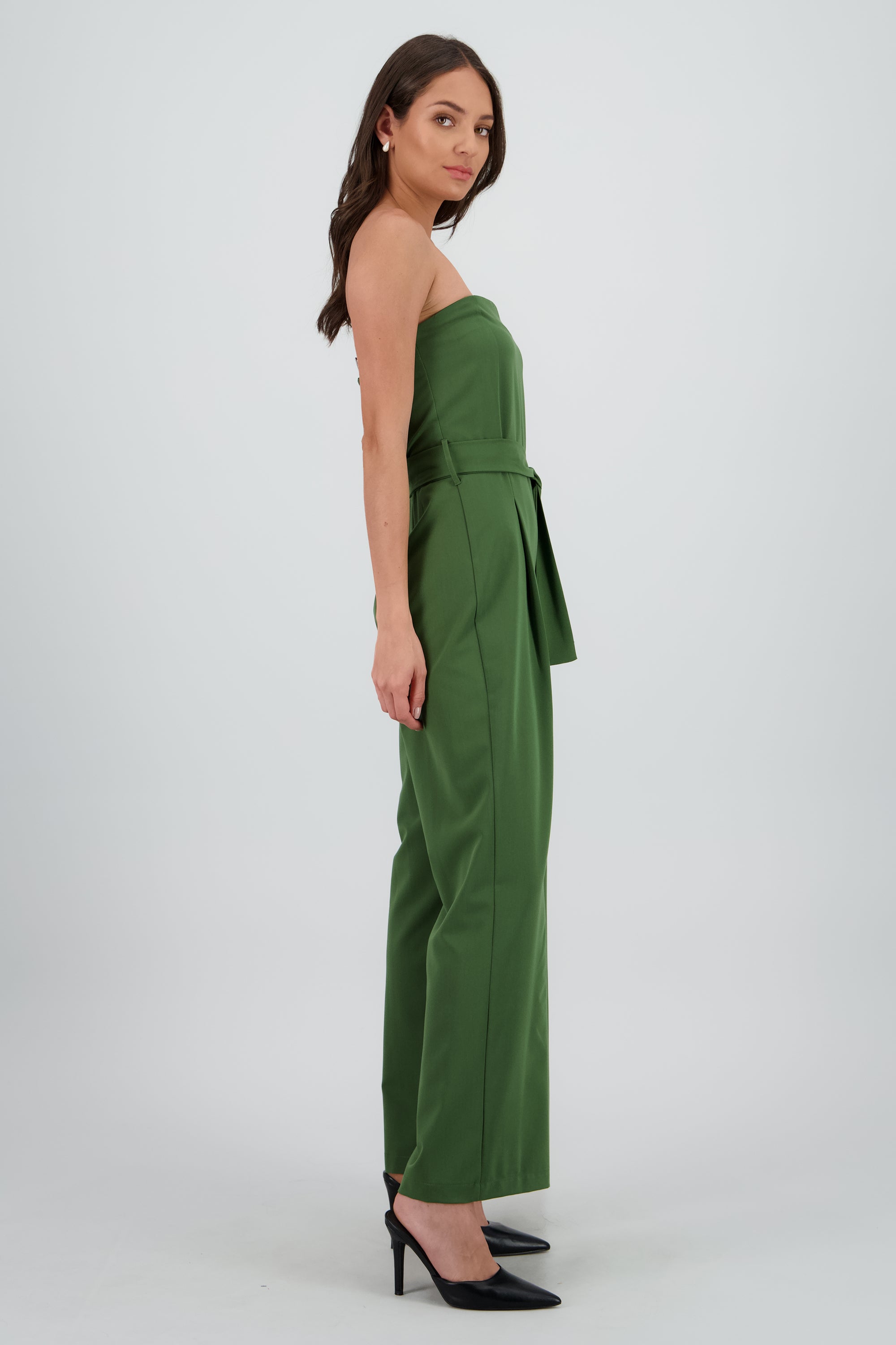 Jumpsuit strapless sastreado VERDE