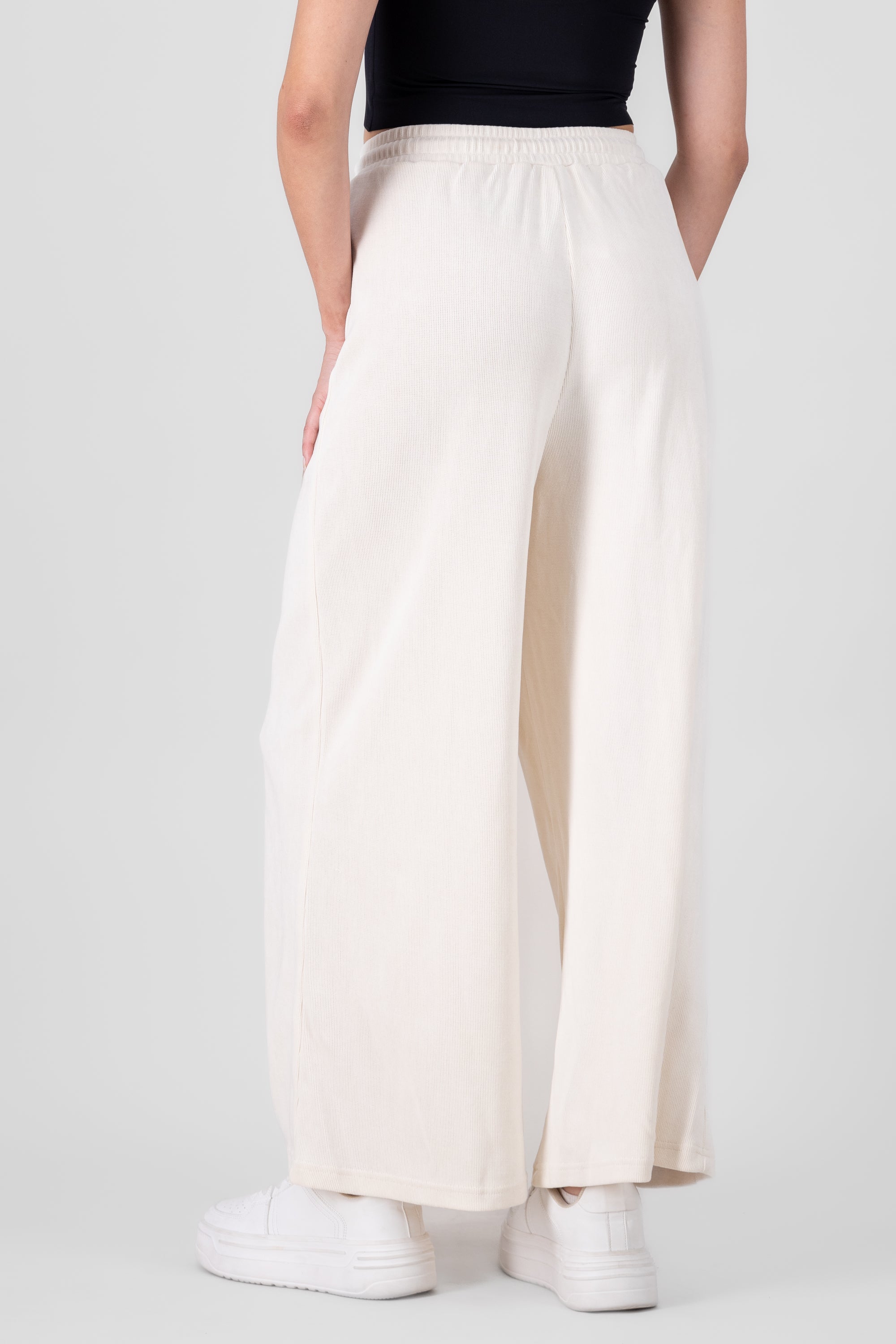 Pantalon liso suave CREMA