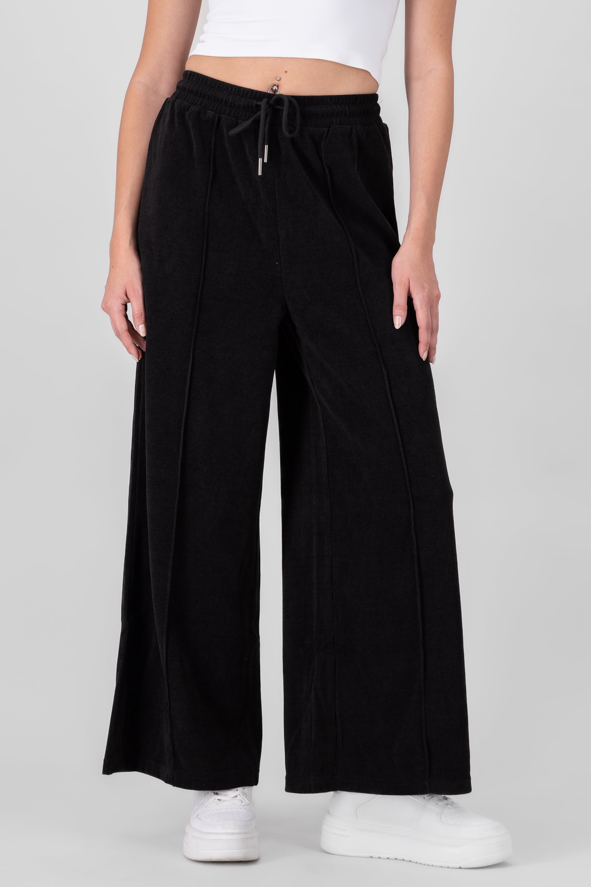 Pantalon liso suave NEGRO